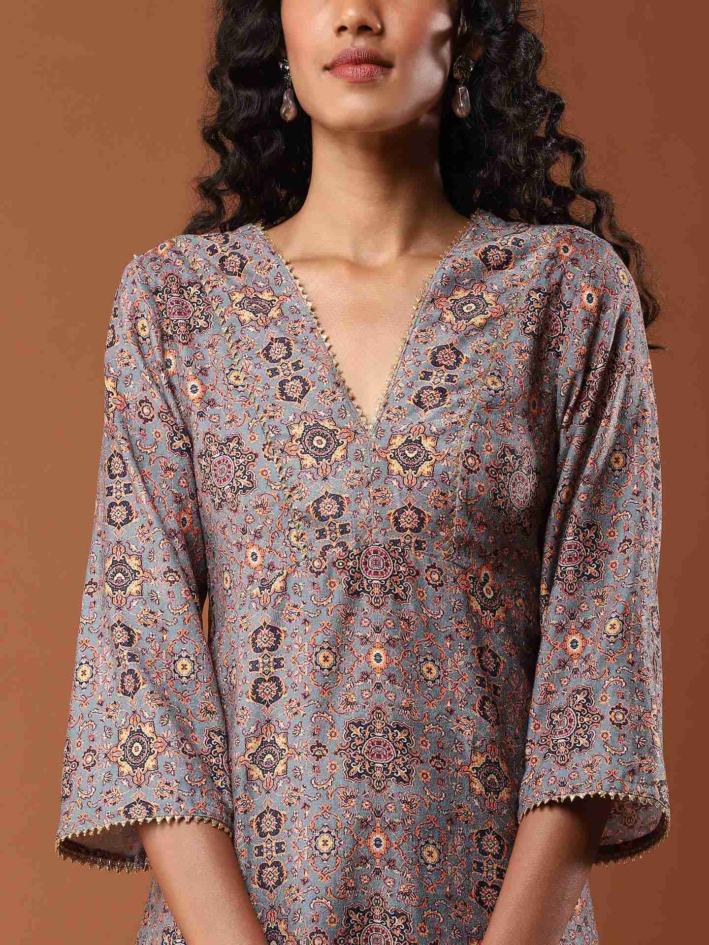 Grey Sanduri Suit Set