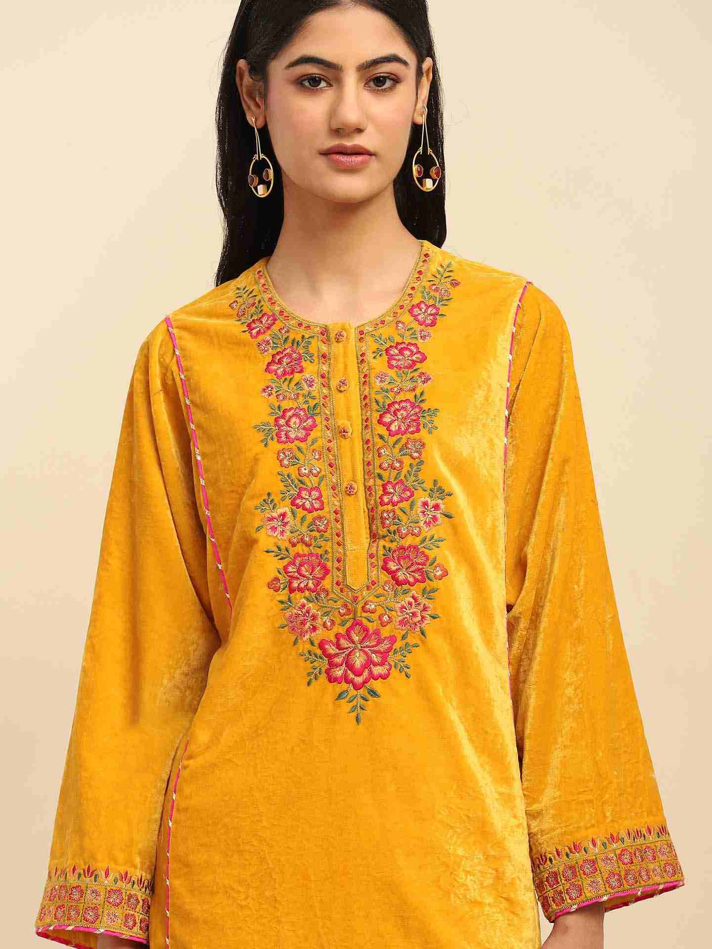 Yellow Rania Velvet Suit Set