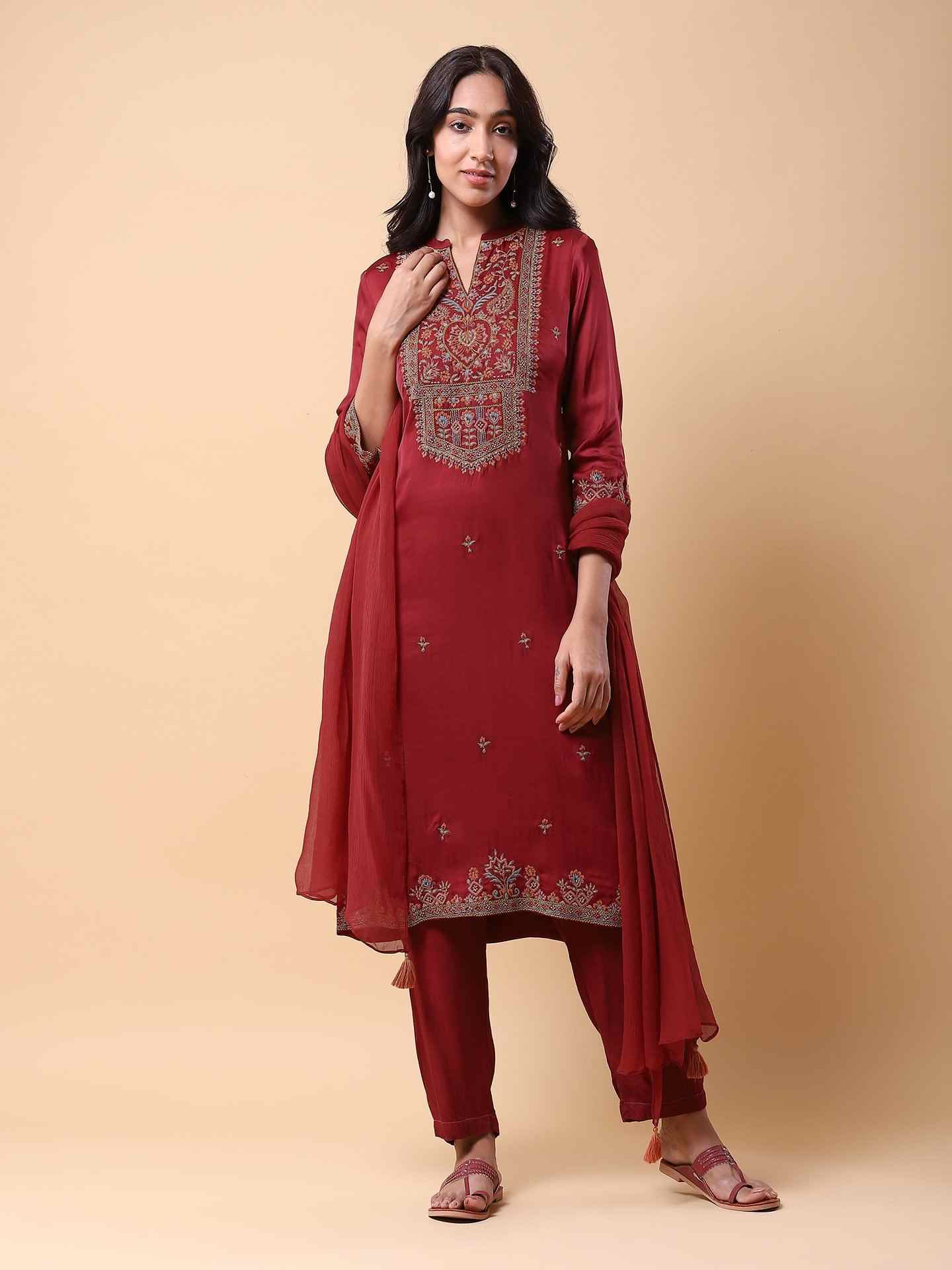 Red Aalia Suit Set