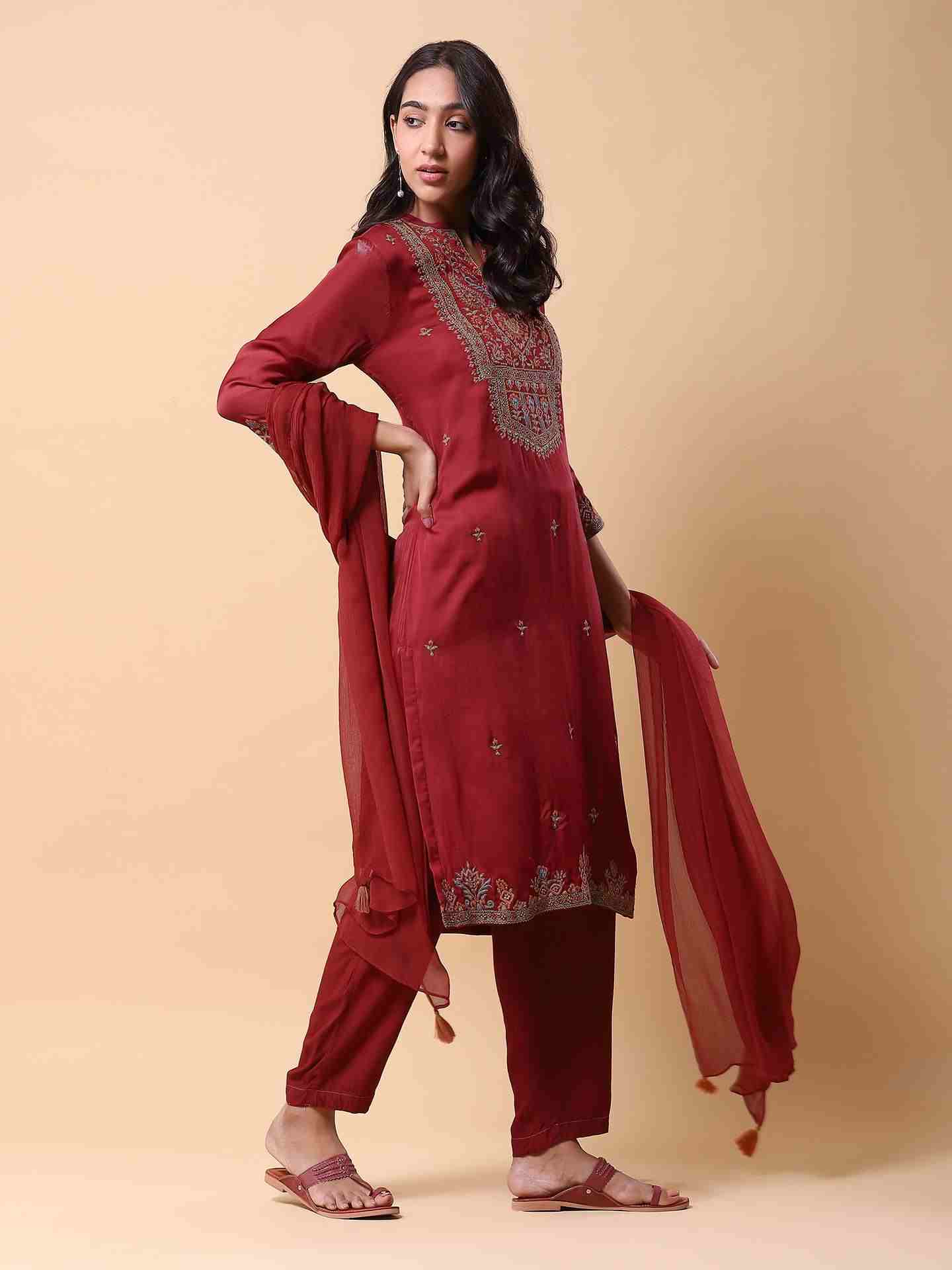 Red Aalia Suit Set