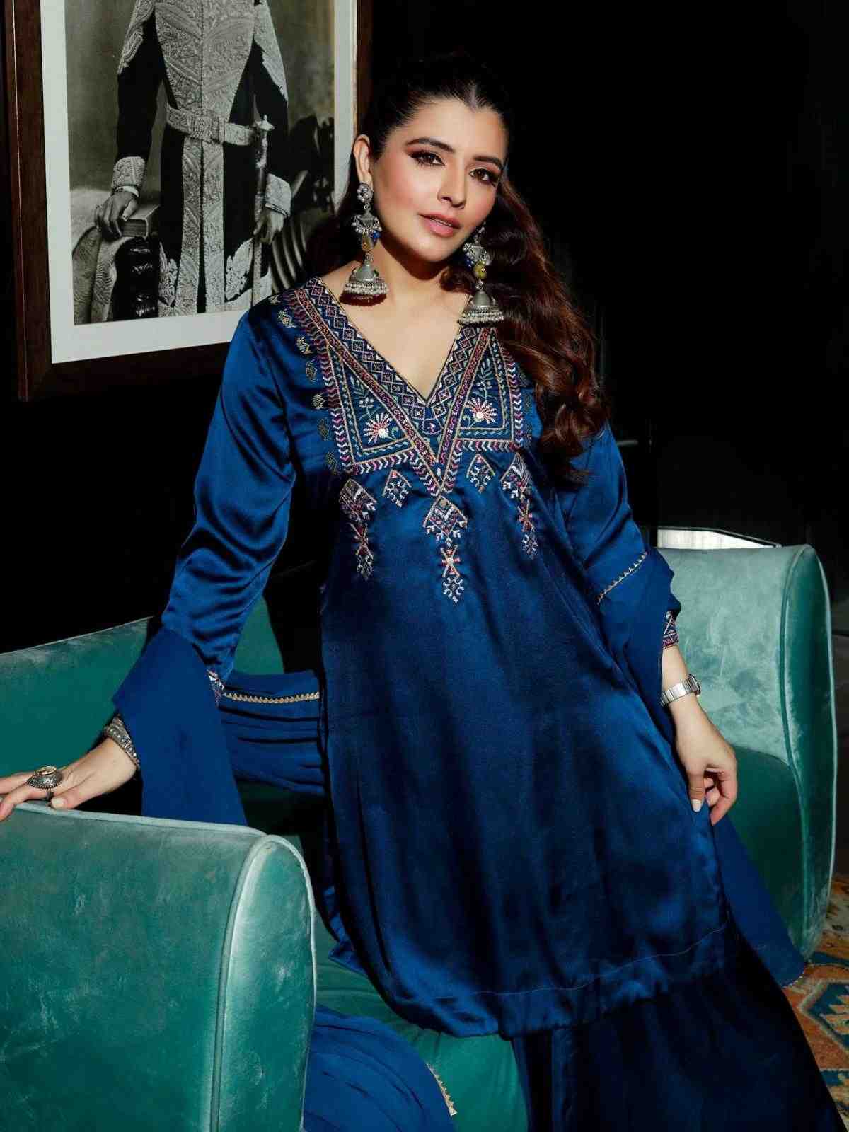 Navy Umang Suit Set