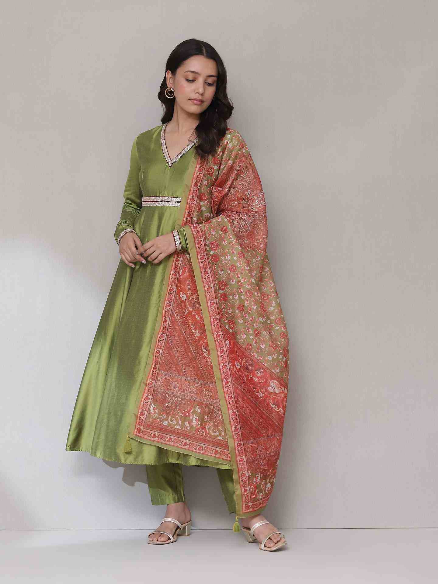 Green Sunehra Suit Set