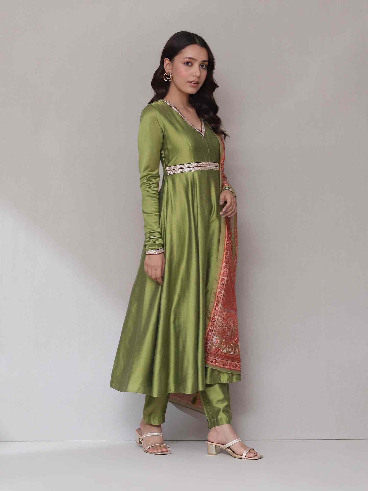 Green Sunehra Suit Set