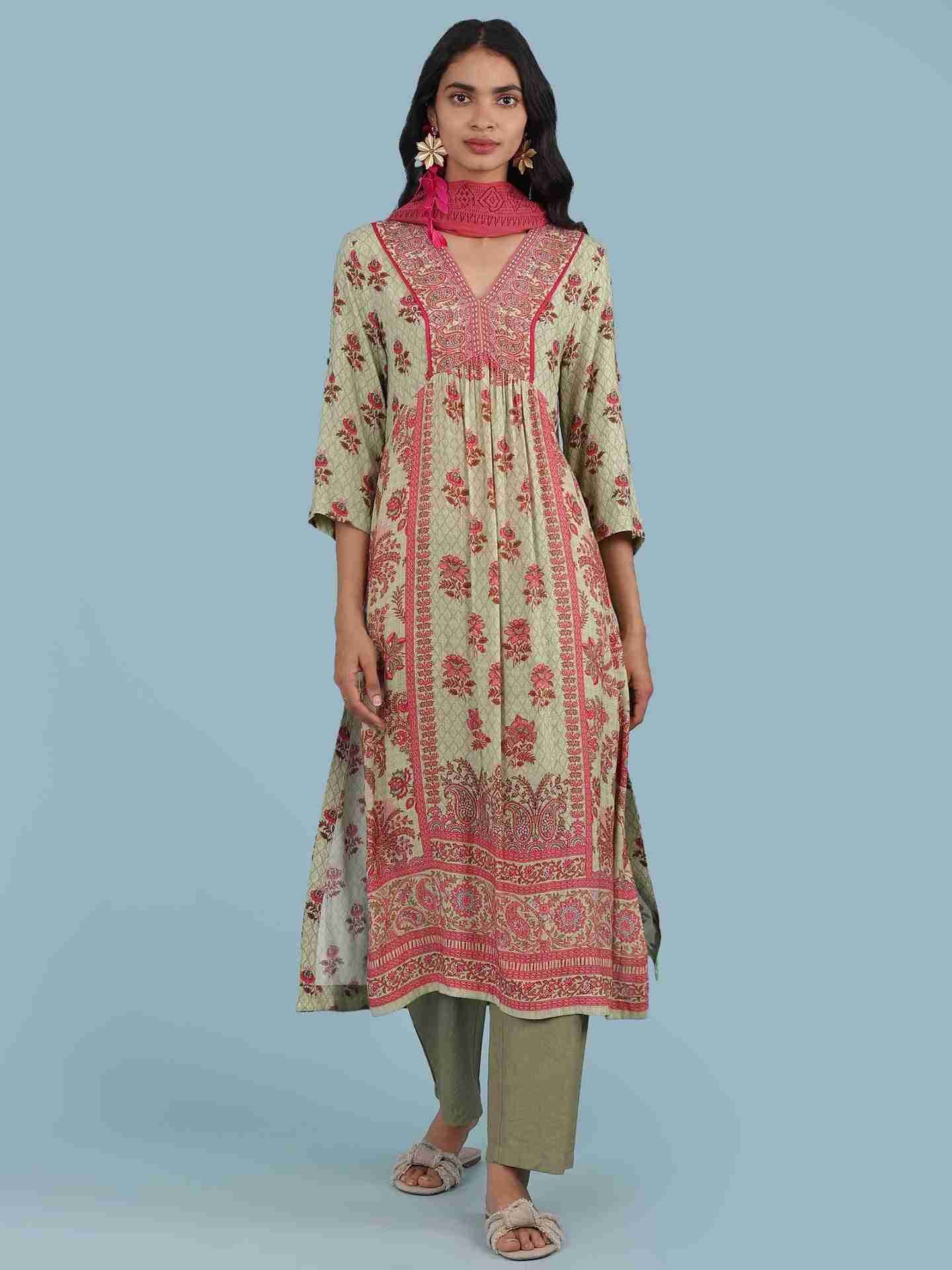 Green Ivana Suit Set