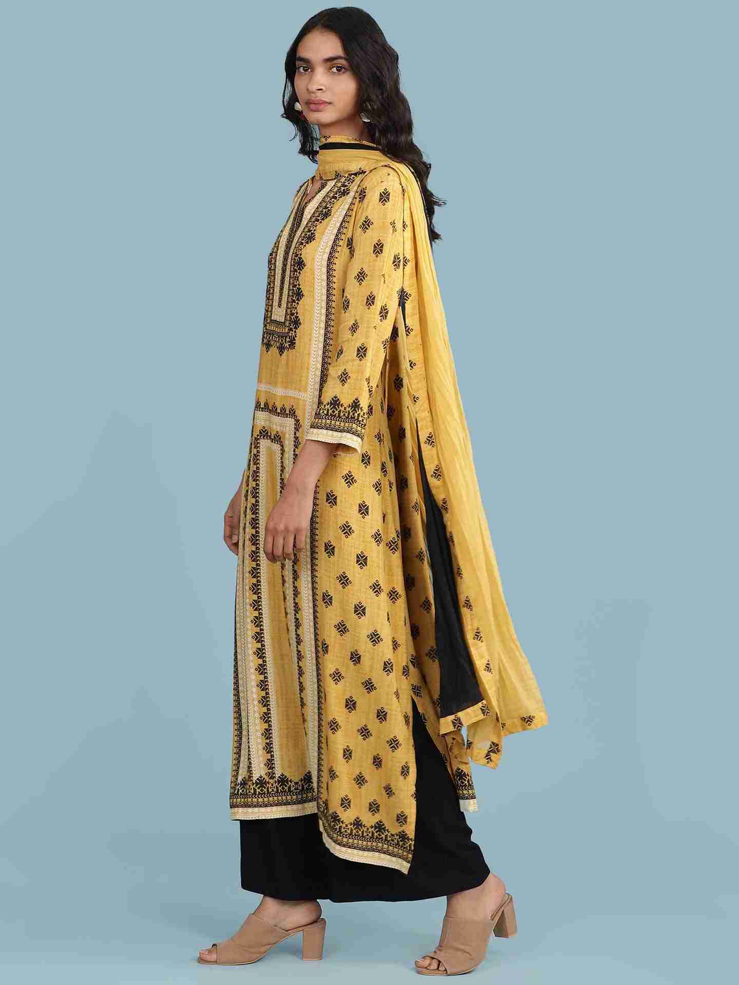 Yellow Soriee Suit Set