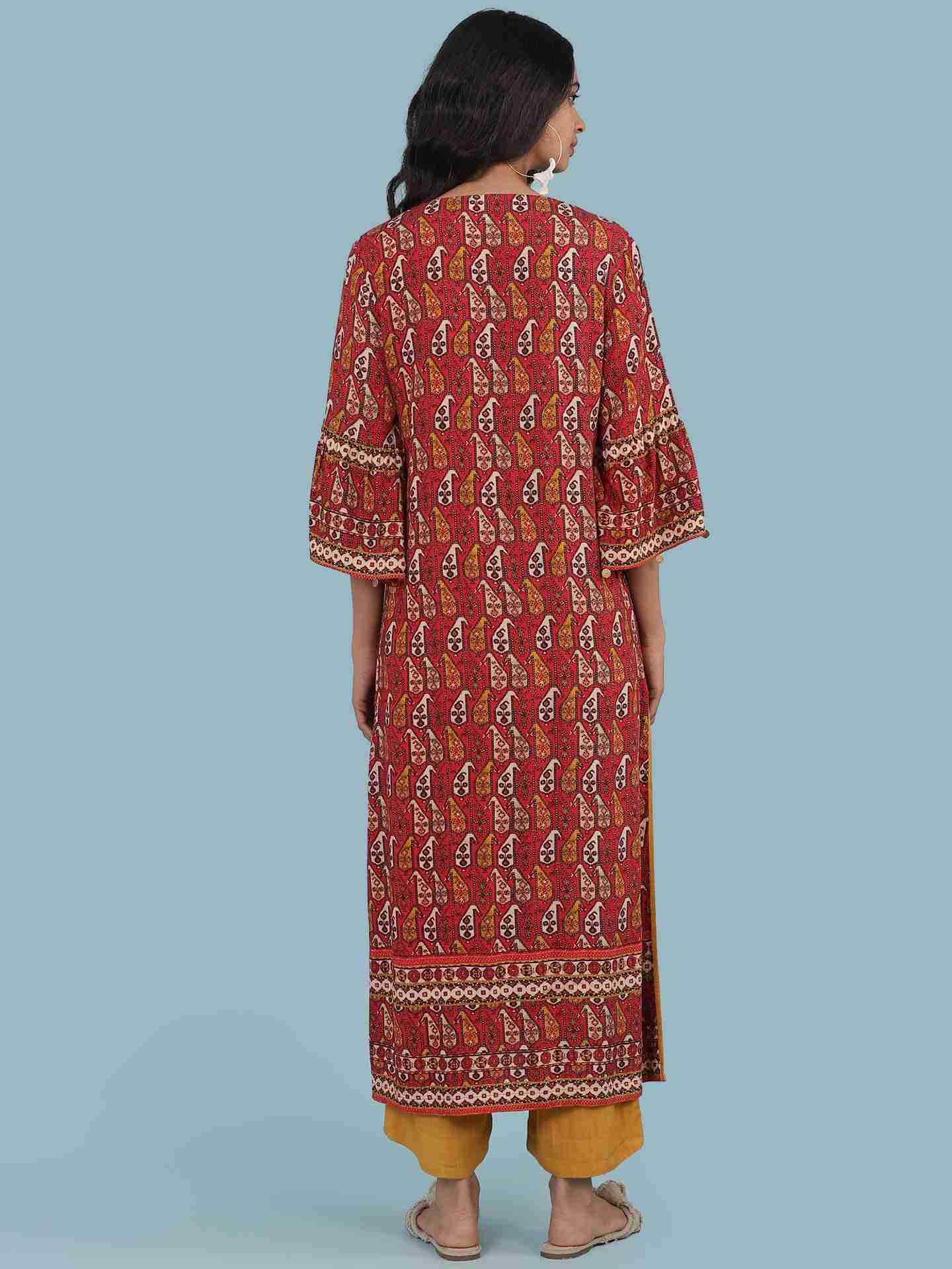 Red Kaveri Suit Set