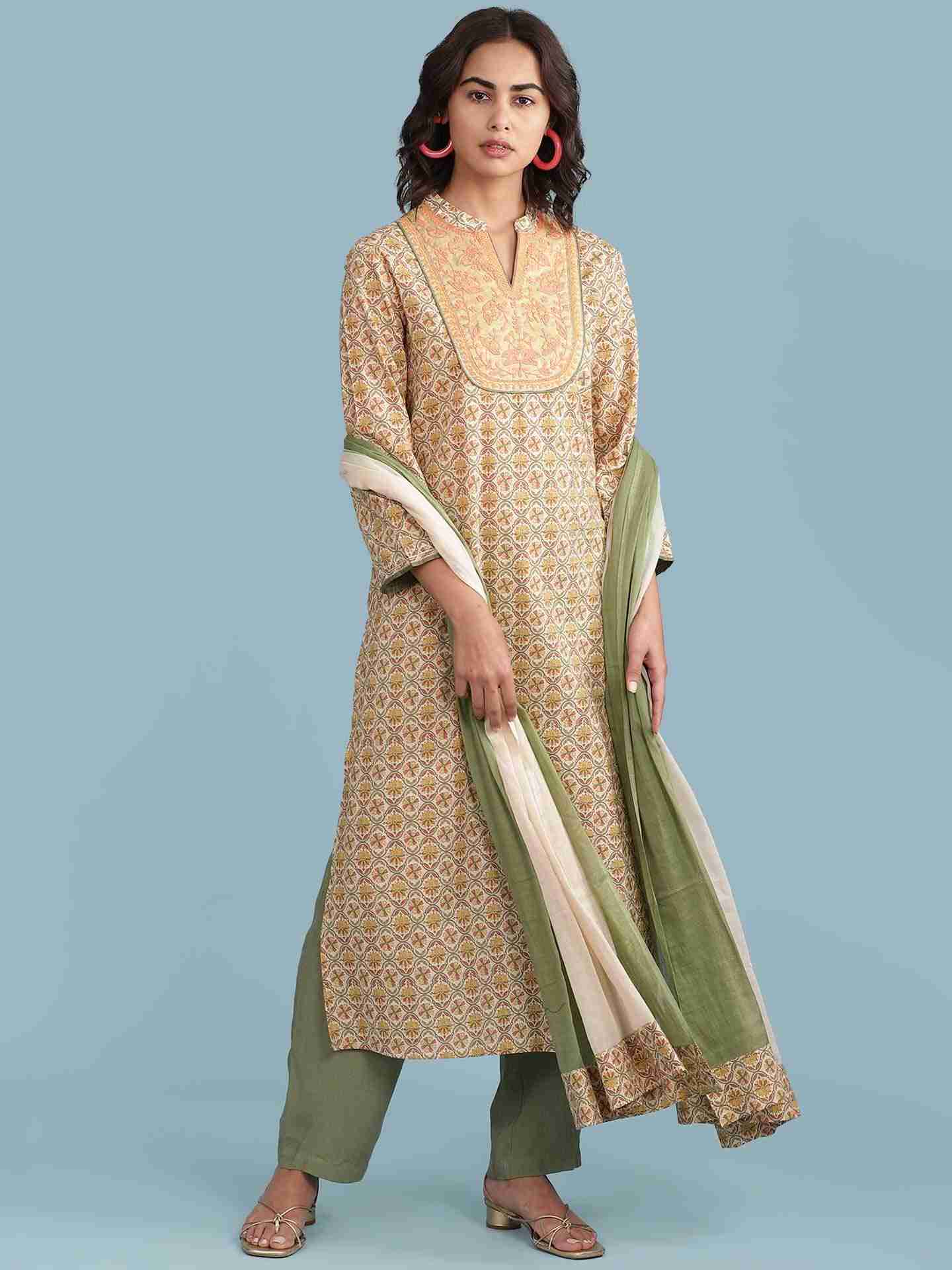Green Veerya Suit Set
