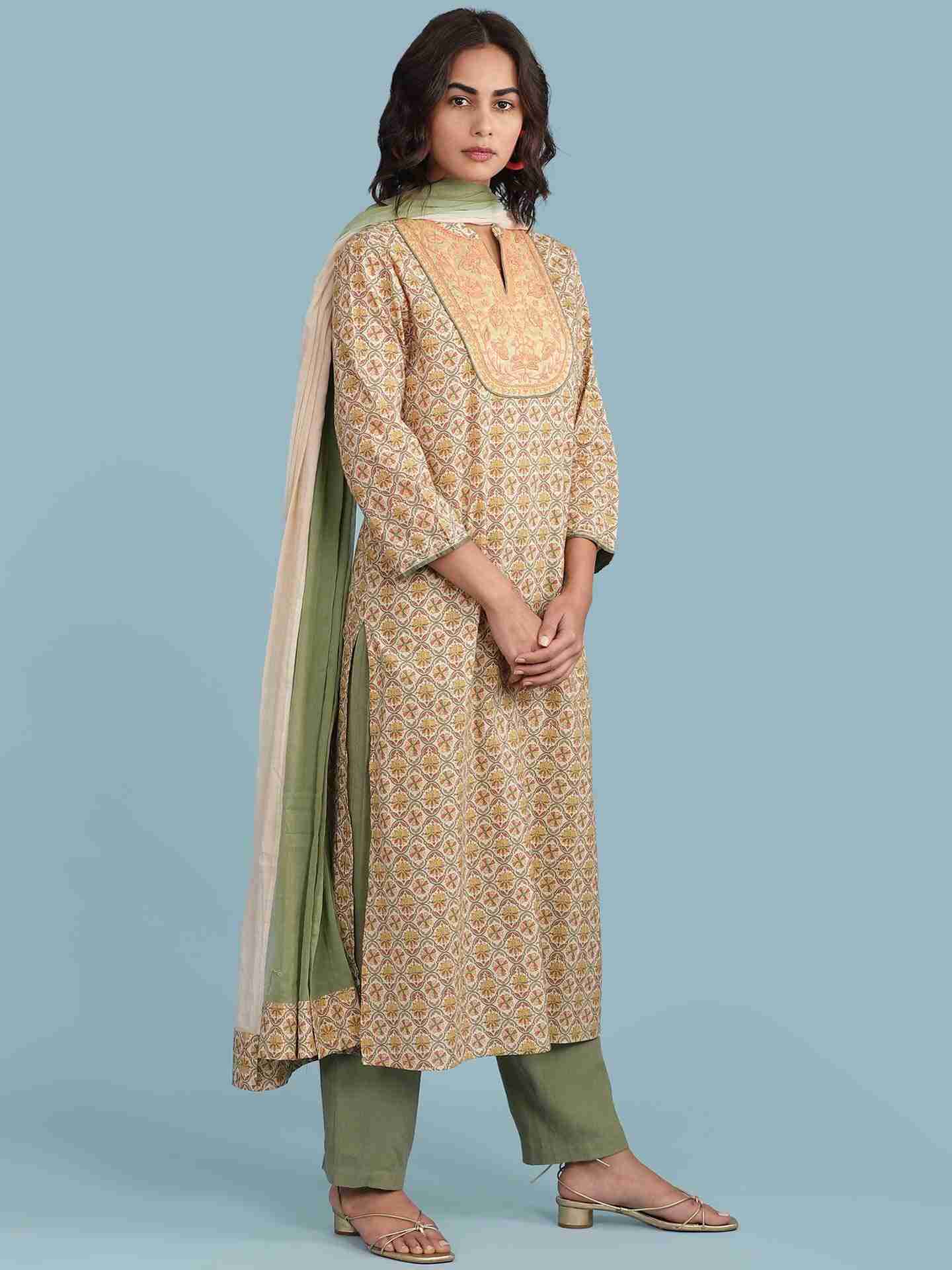 Green Veerya Suit Set