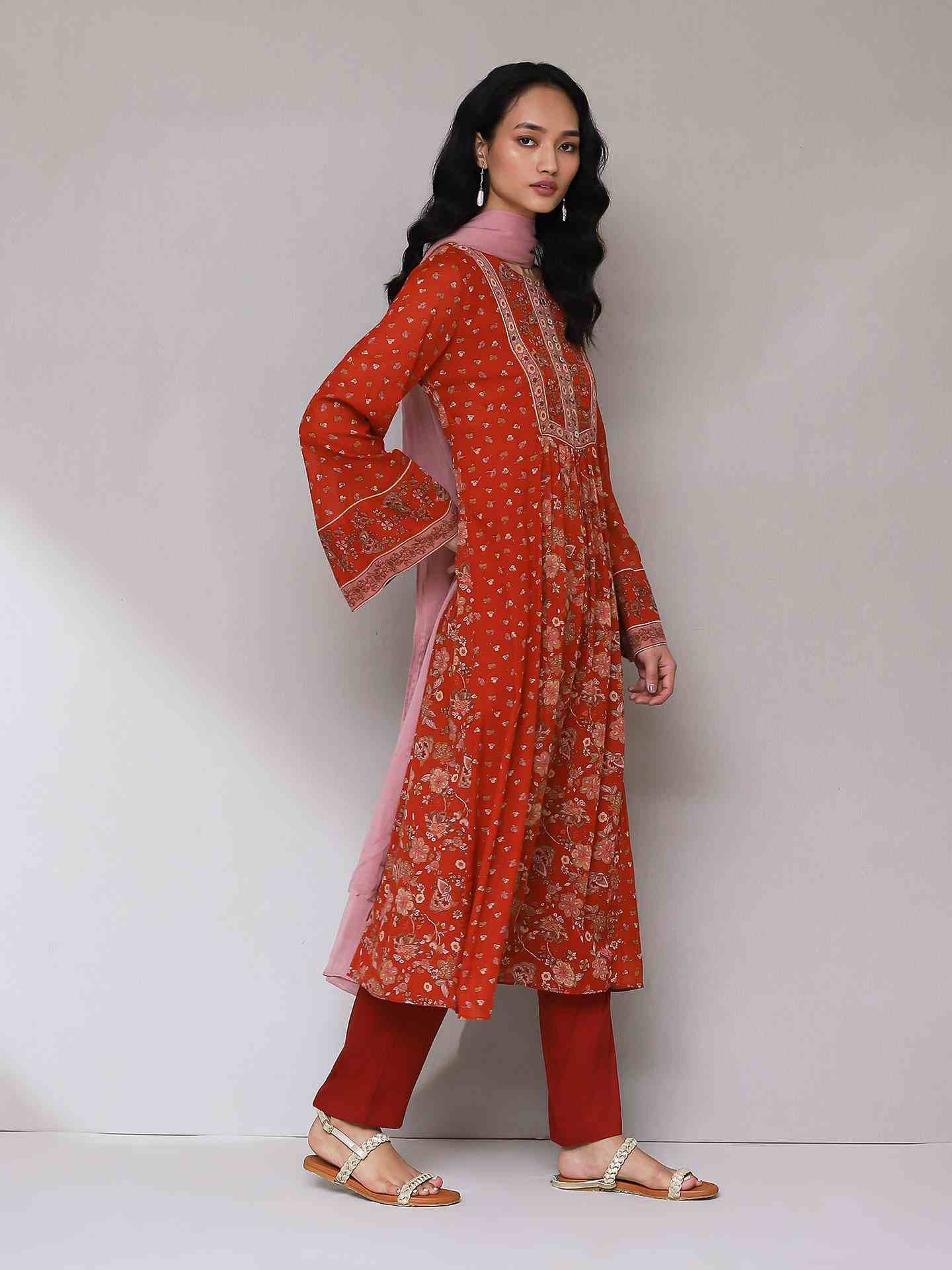 Rust Rose Mehr Suit Set