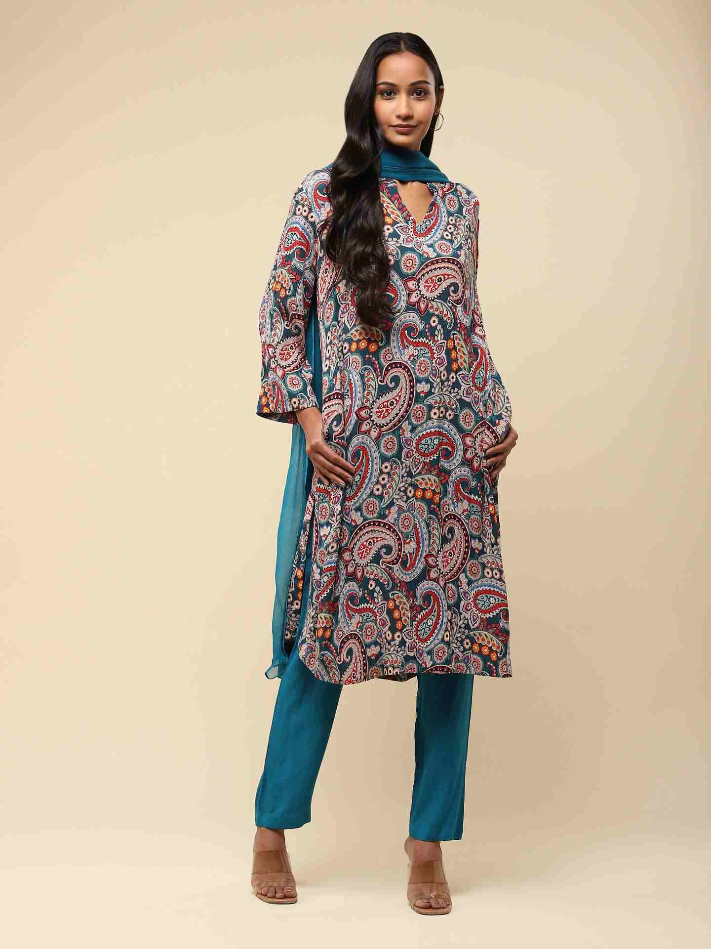 Green Taahira Suit Set