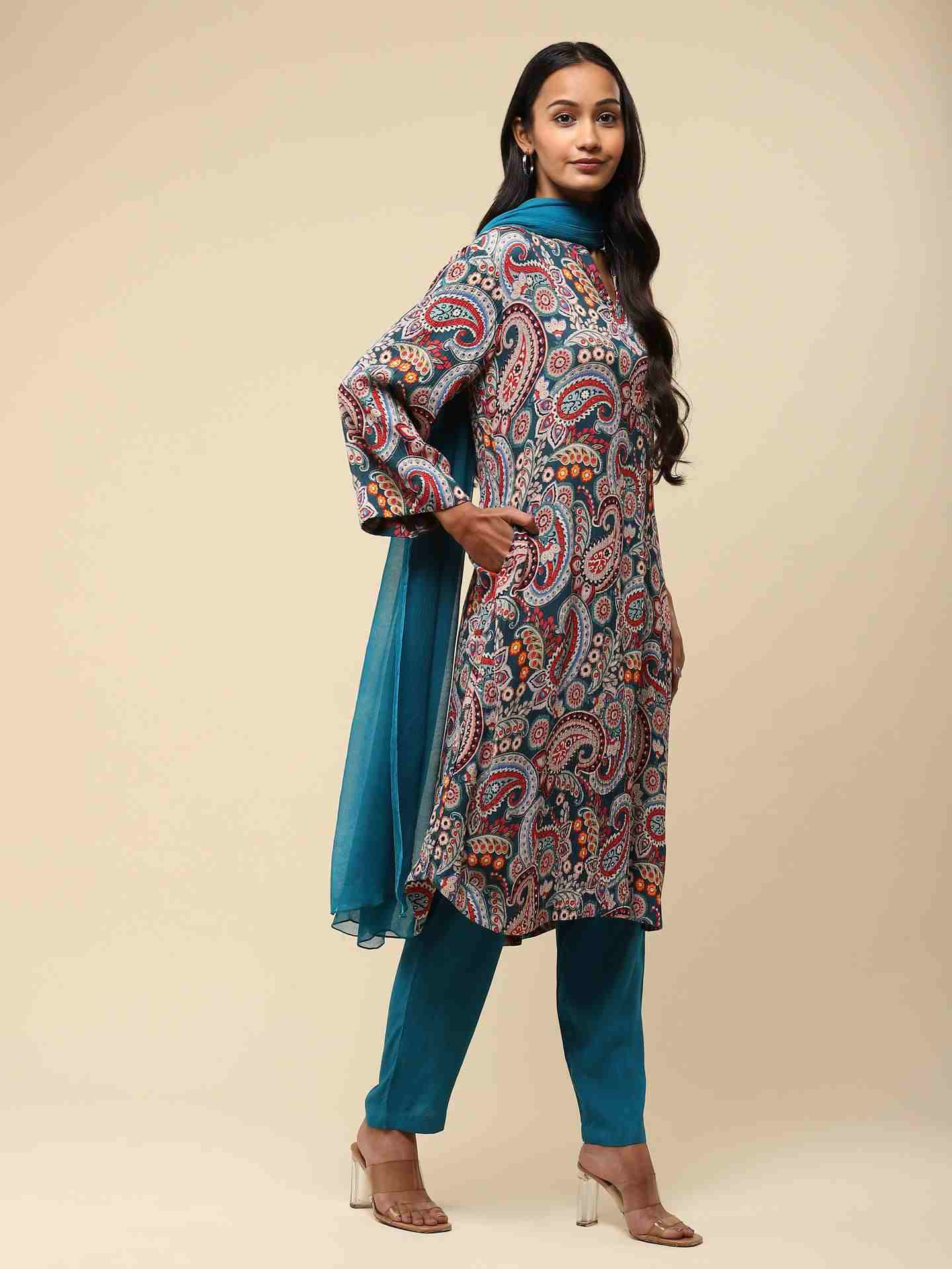 Green Taahira Suit Set