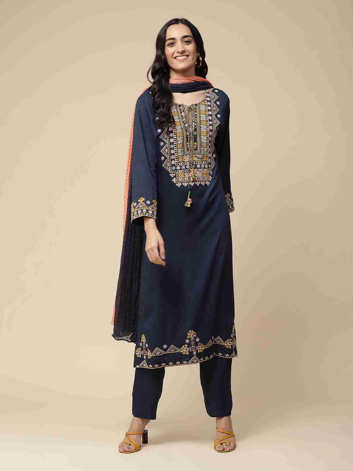 Navy Viti Solid Suit Set