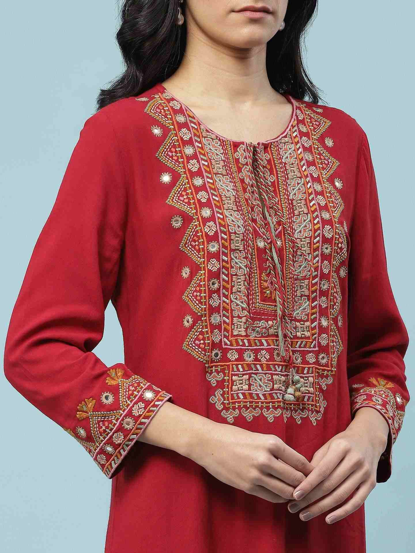 Red Viti Solid Suit Set