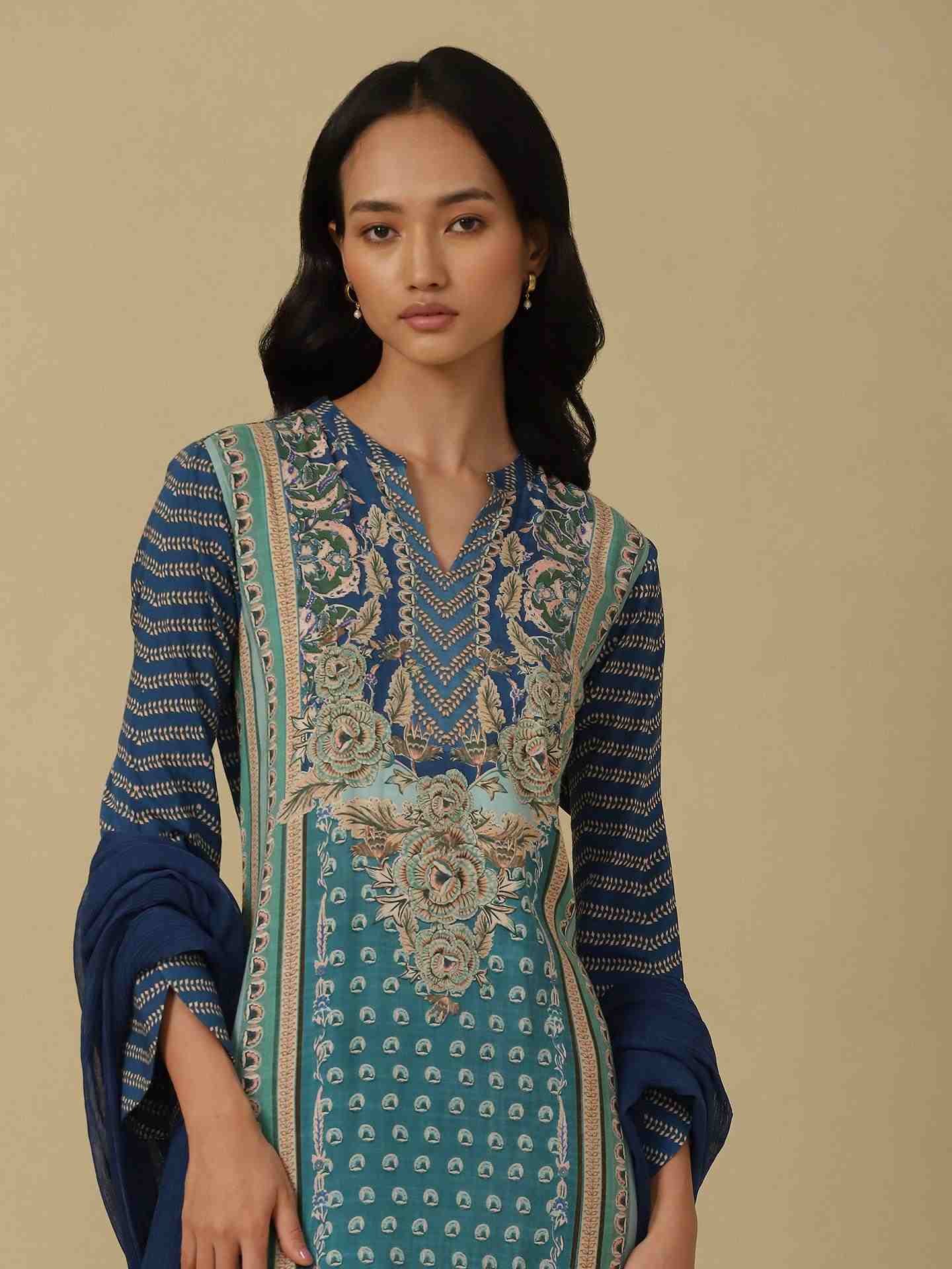 Blue Zunaira Suit Set