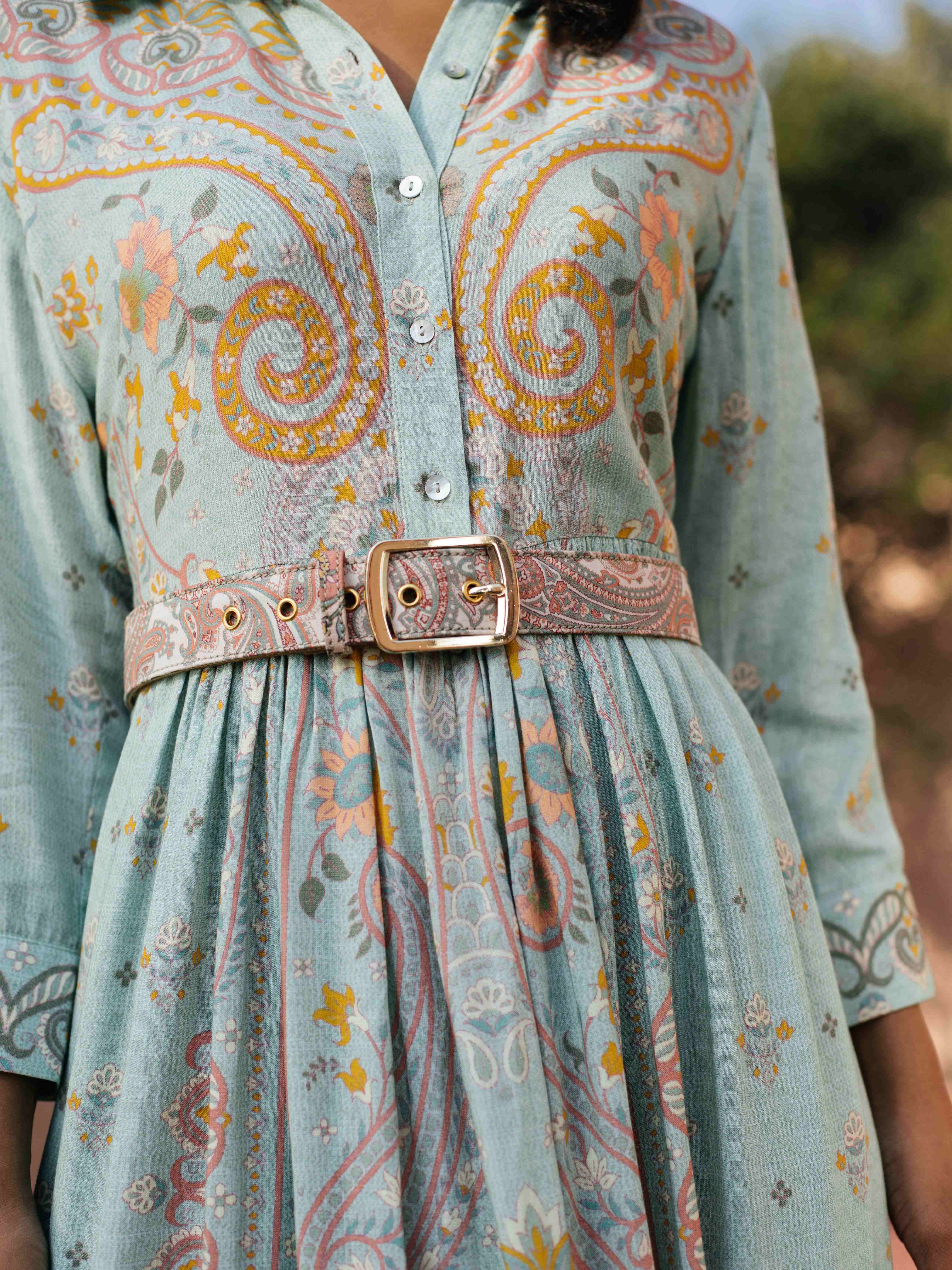 Ecru Paisley Waist Belt