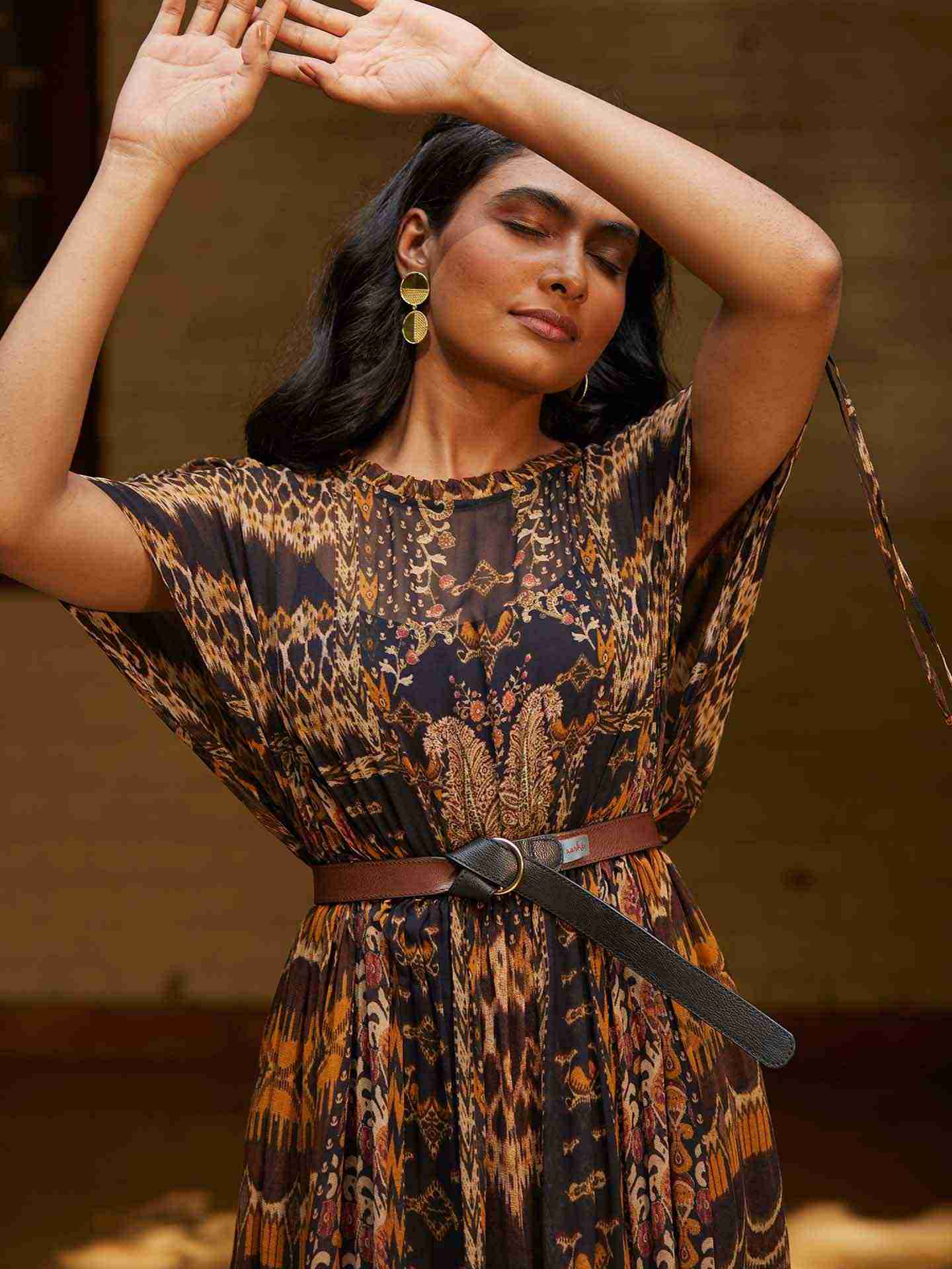 Black & Brown Reverse Waist Belt