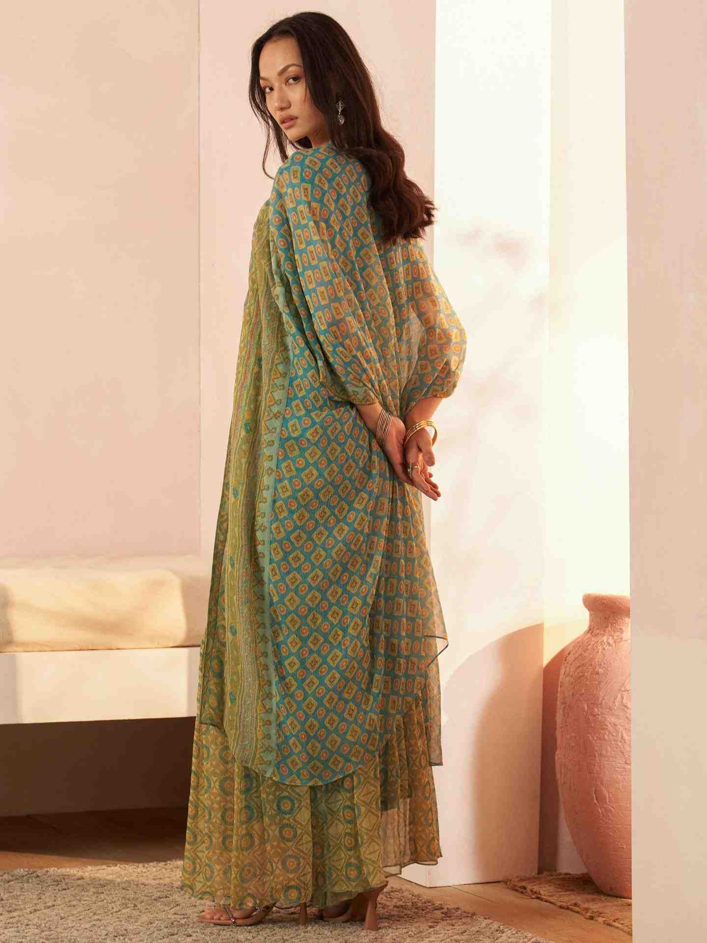 Turquoise Khanak Cape Set