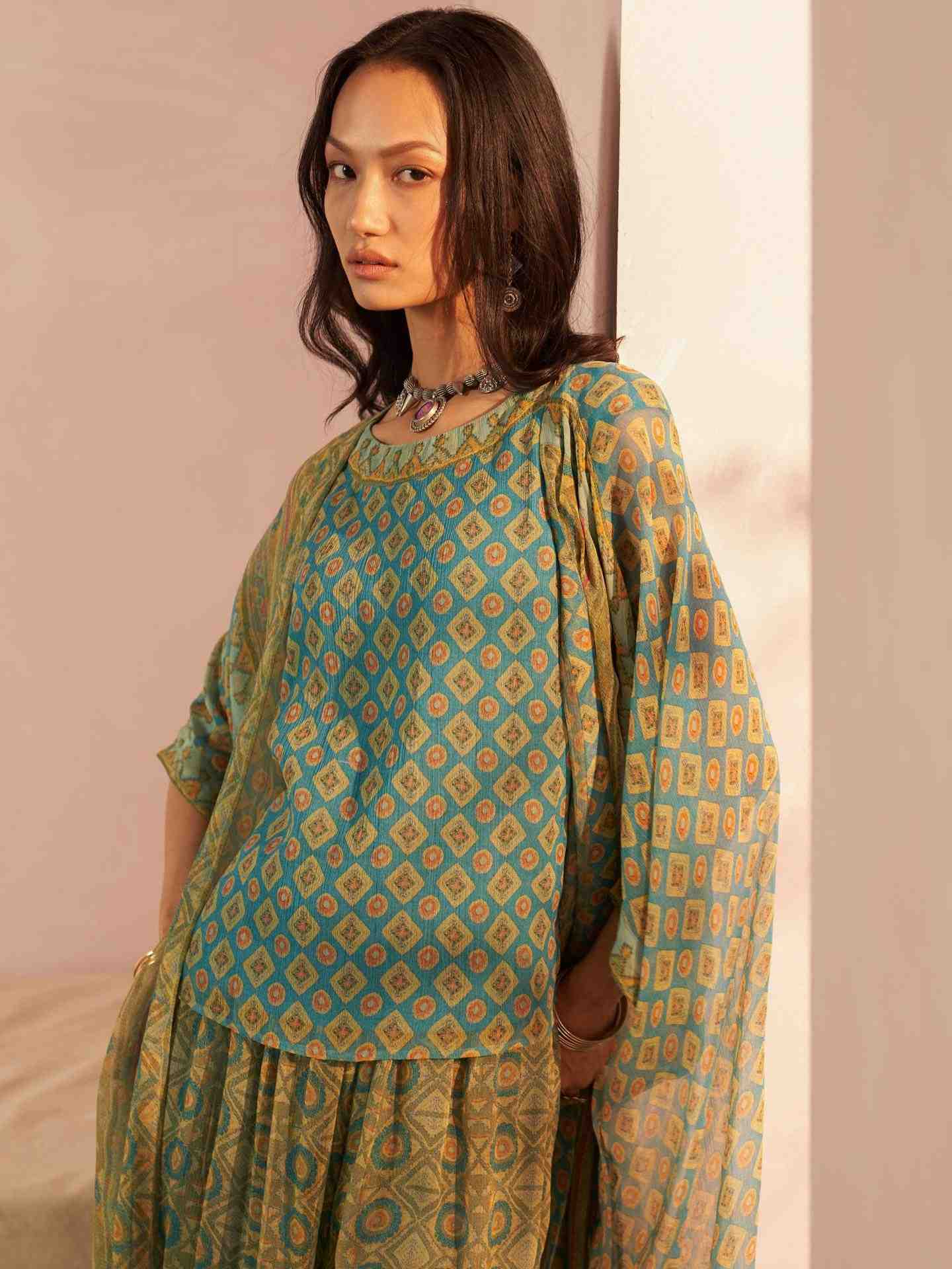 Turquoise Khanak Cape Set