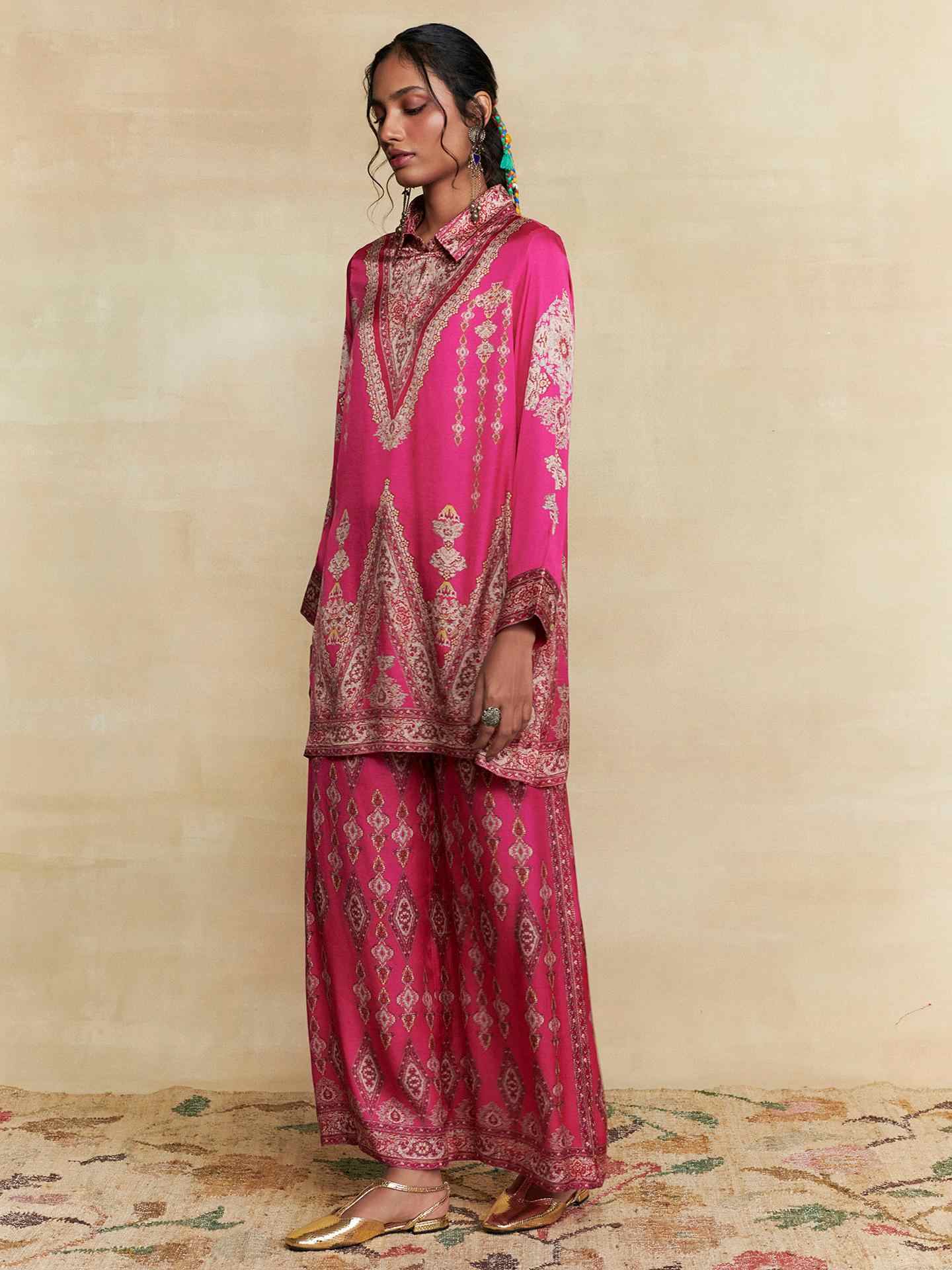 Fushia Caspian Carpet Cord Set