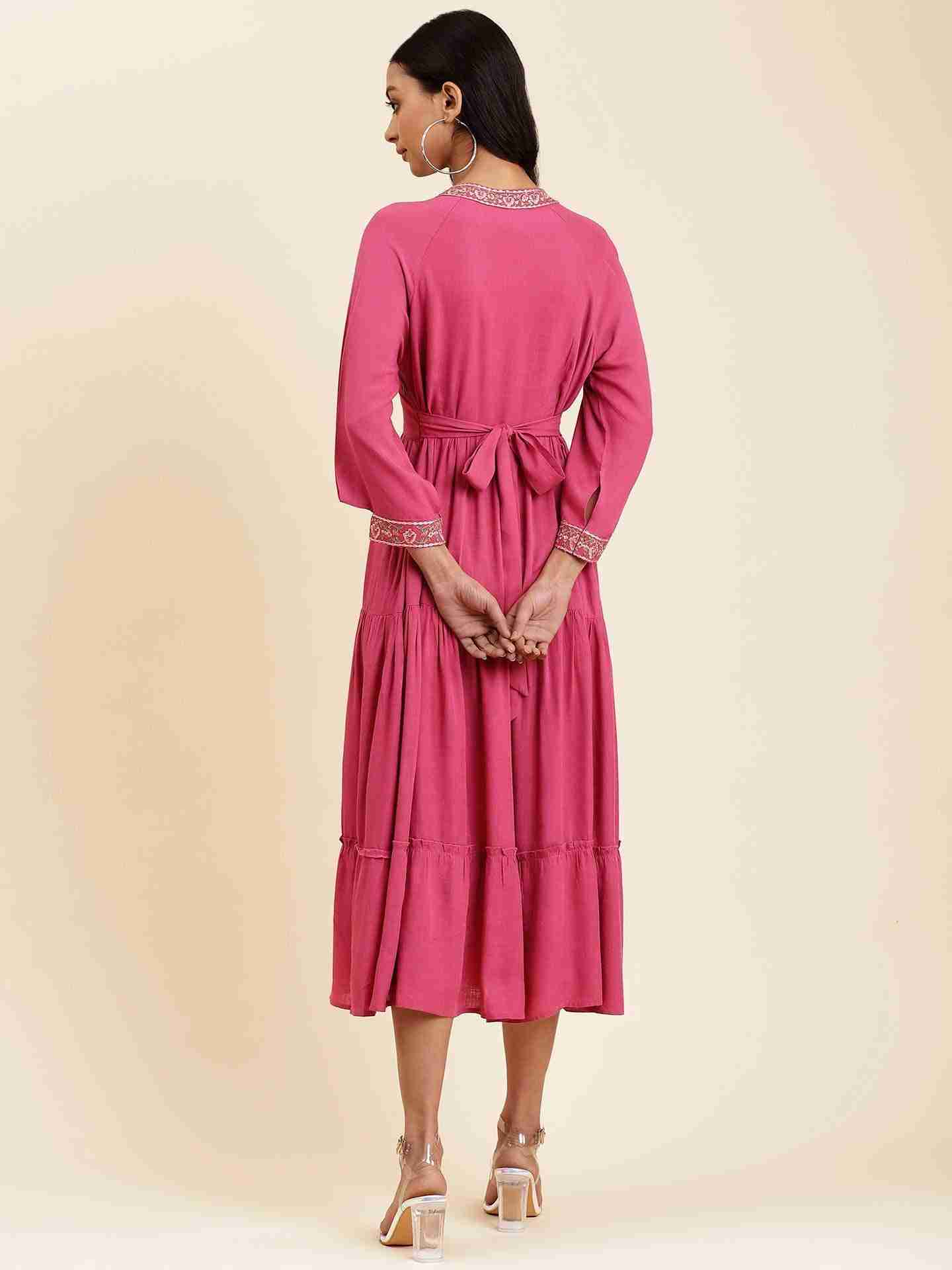 Lavender Kallos Solid Long Dress