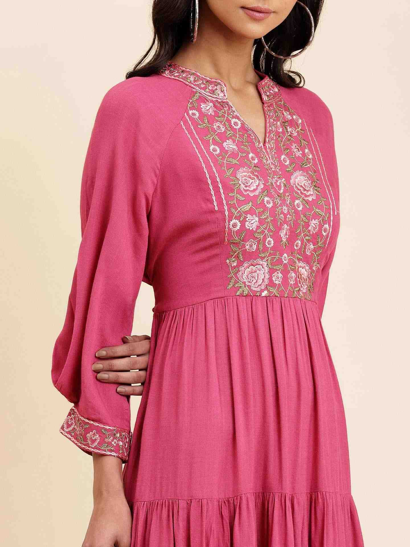 Lavender Kallos Solid Long Dress