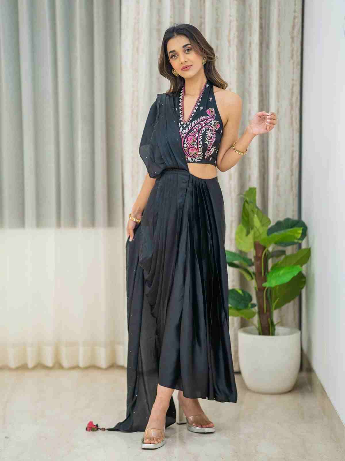 Black Aabirah Pre-Draped Saree