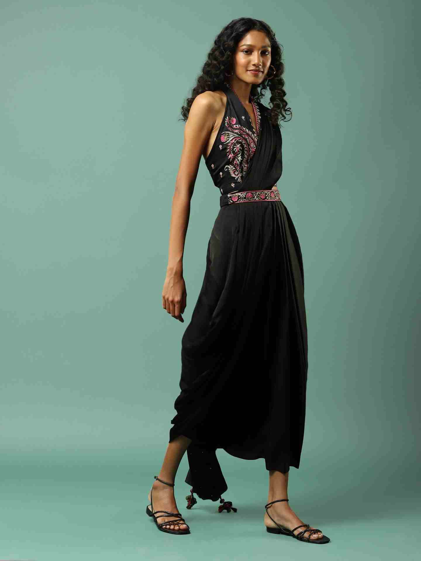 Black Aabirah Pre-Draped Saree