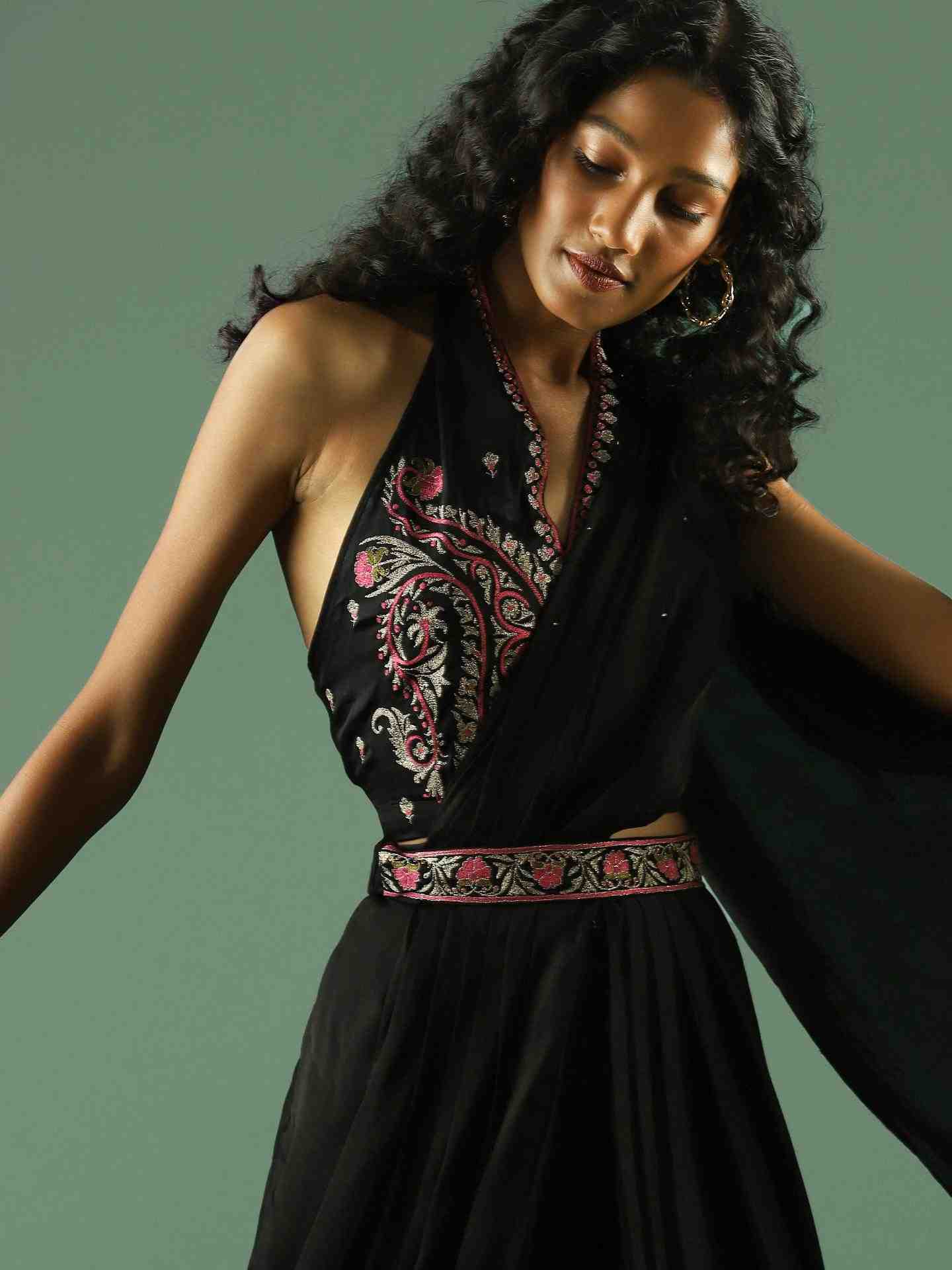 Black Aabirah Pre-Draped Saree