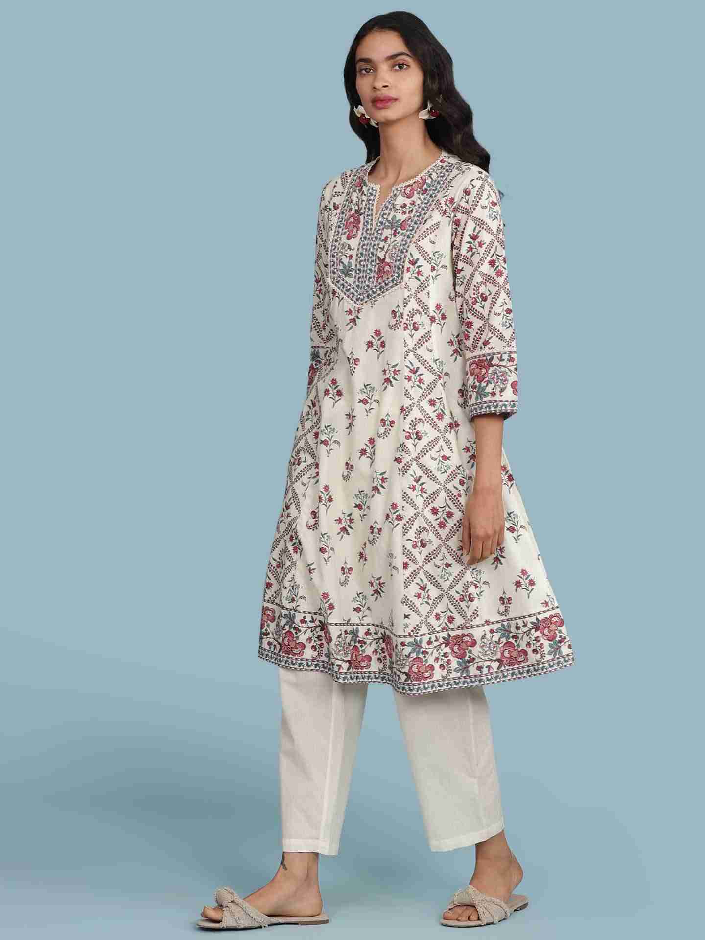 Ecru Amoli Kurta