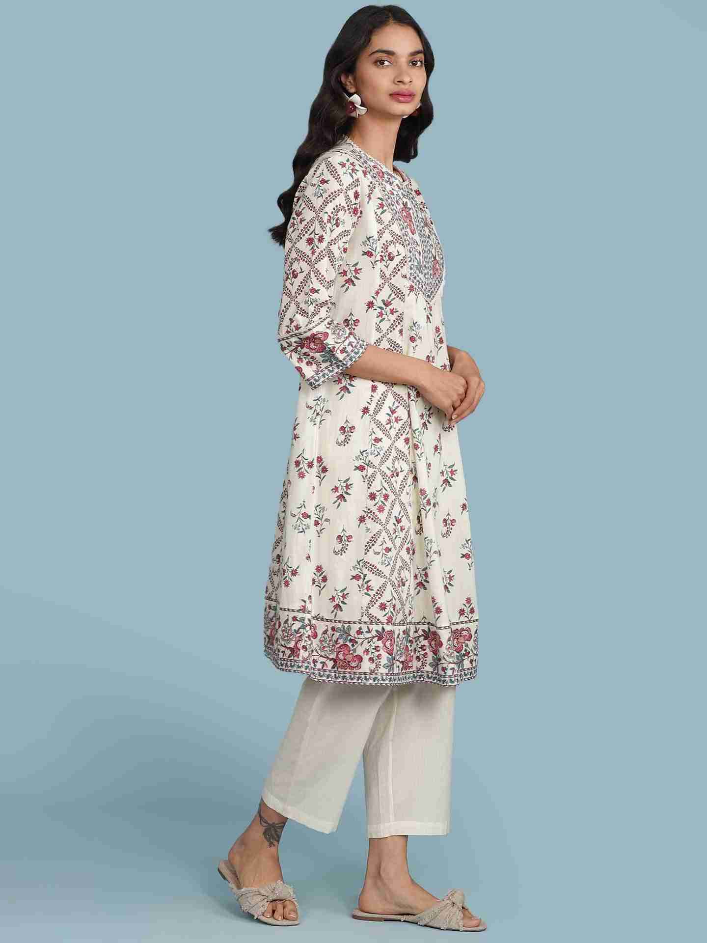 Ecru Amoli Kurta