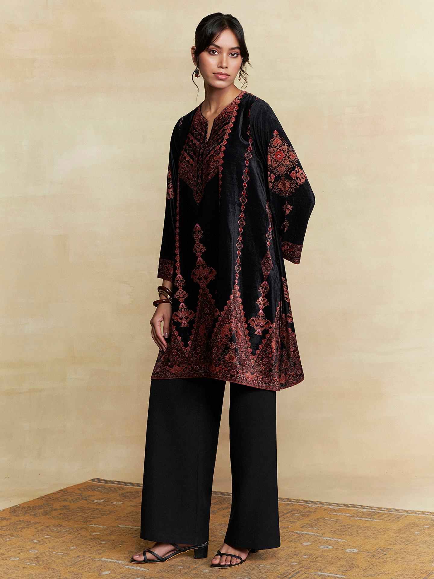 Black Caspian Carpet Kurta