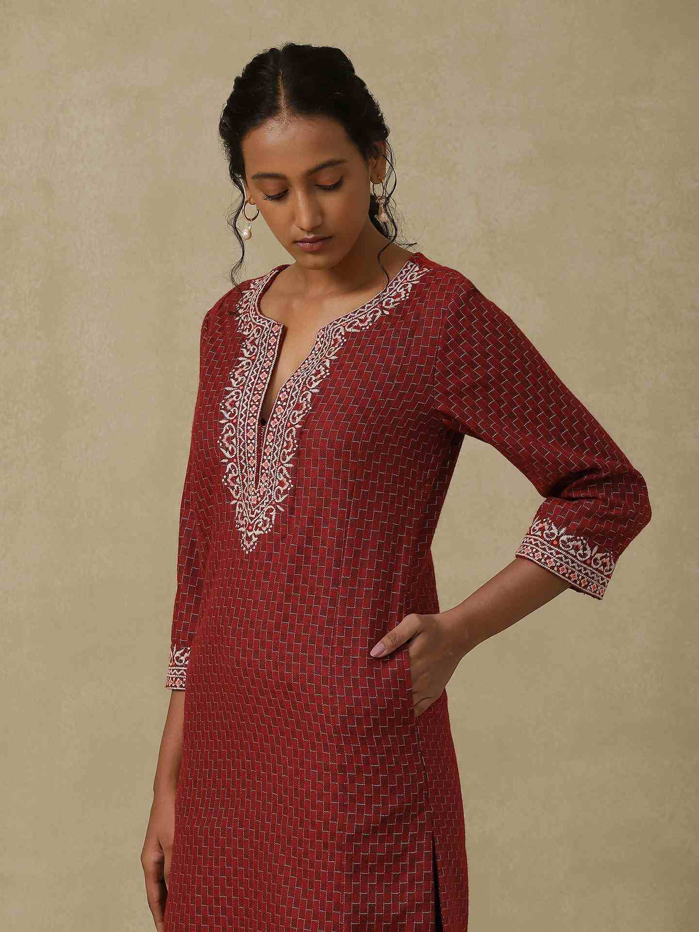 Maroon Woollen Aw23 Kurta