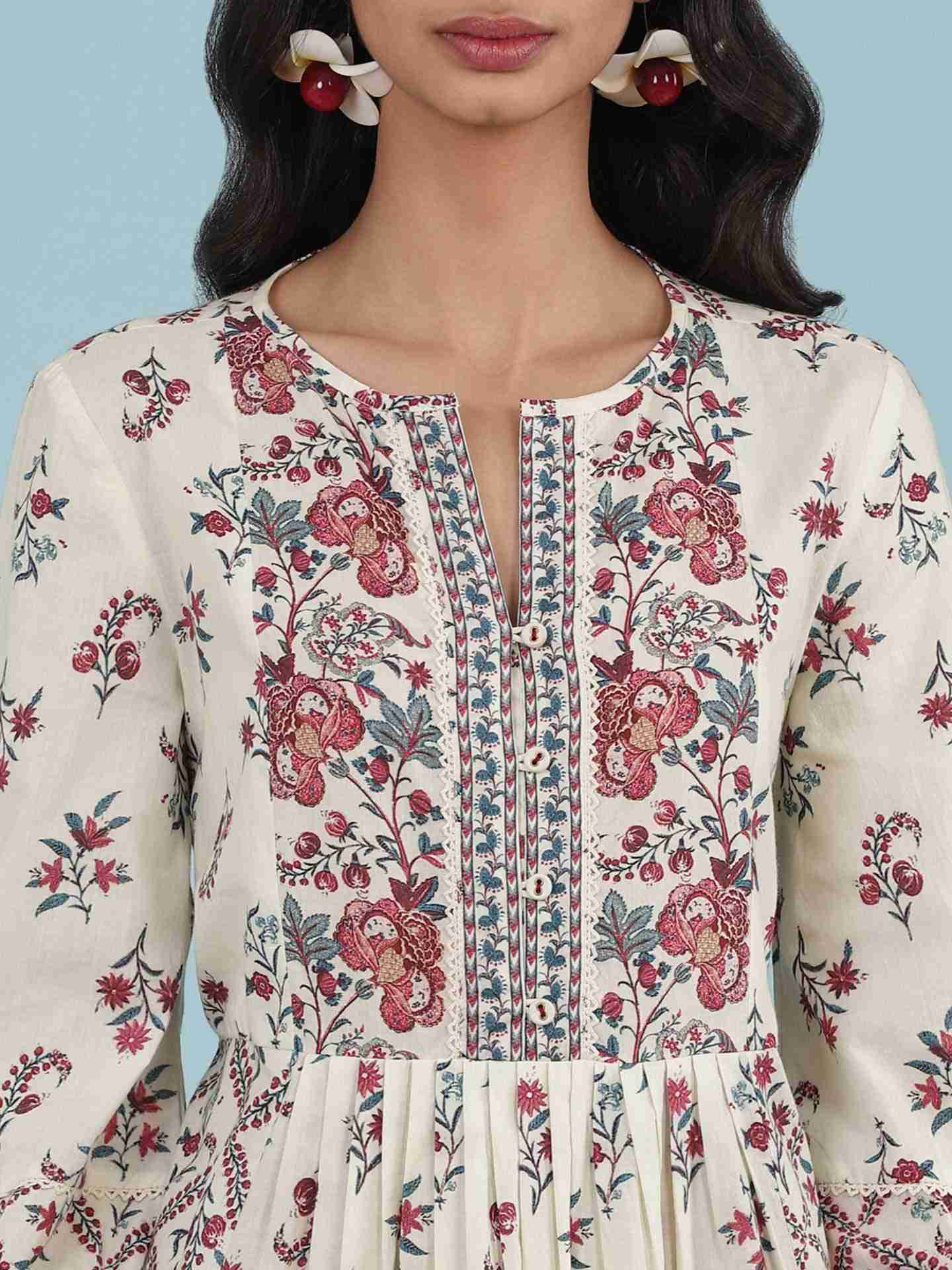 Ecru Amoli Kurti