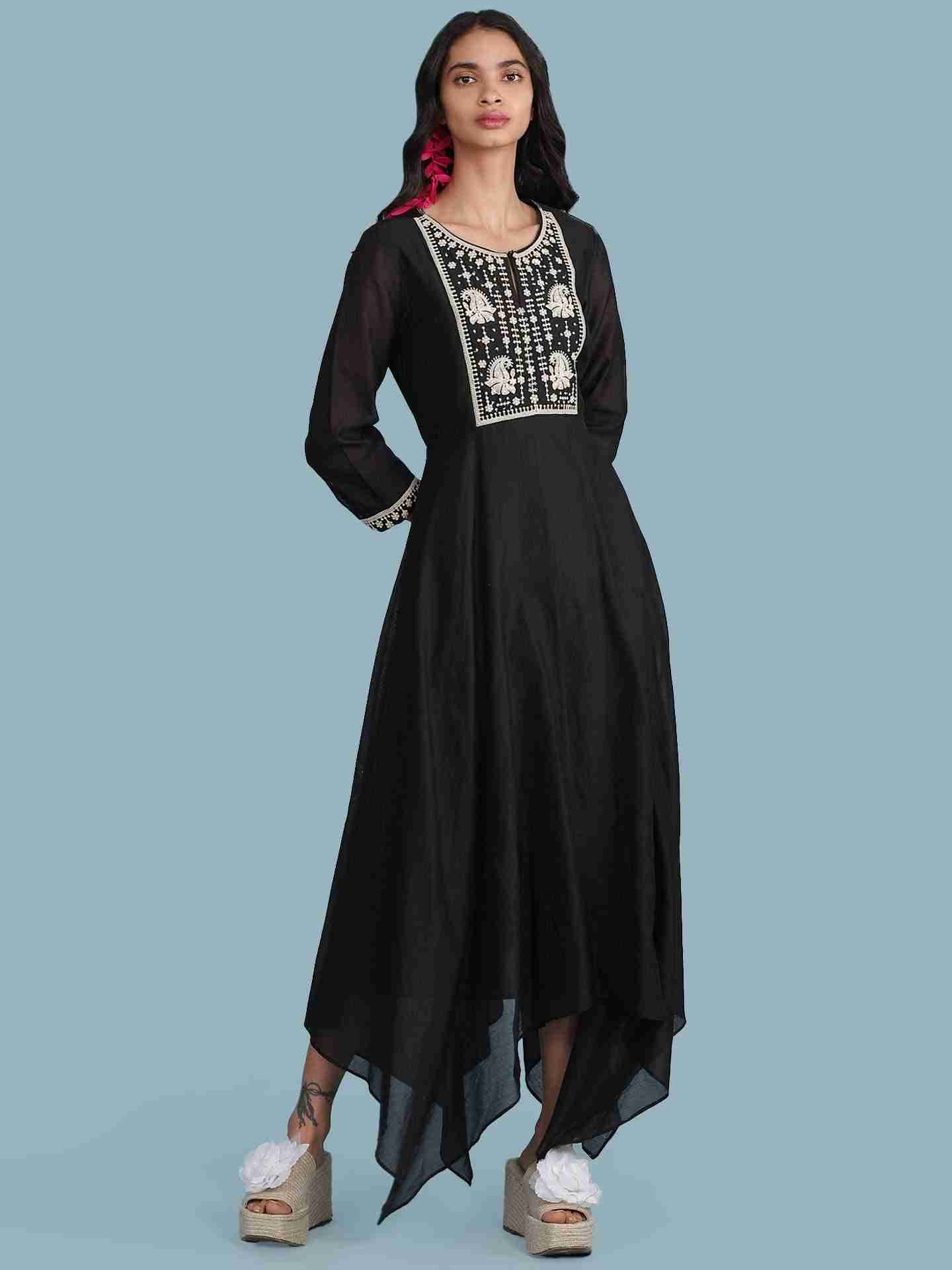 Black Zoolu Solid Long Dress
