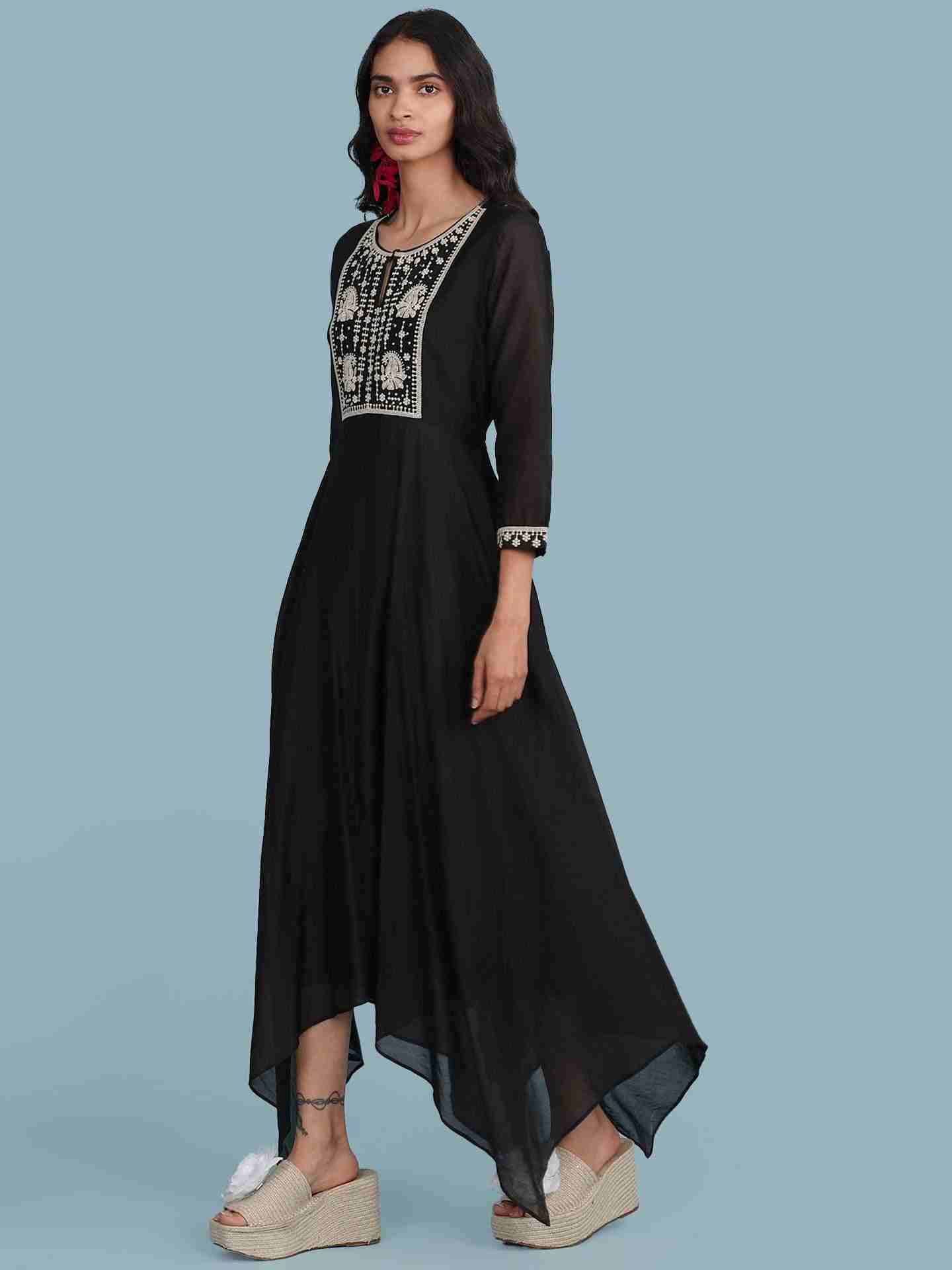 Black Zoolu Solid Long Dress