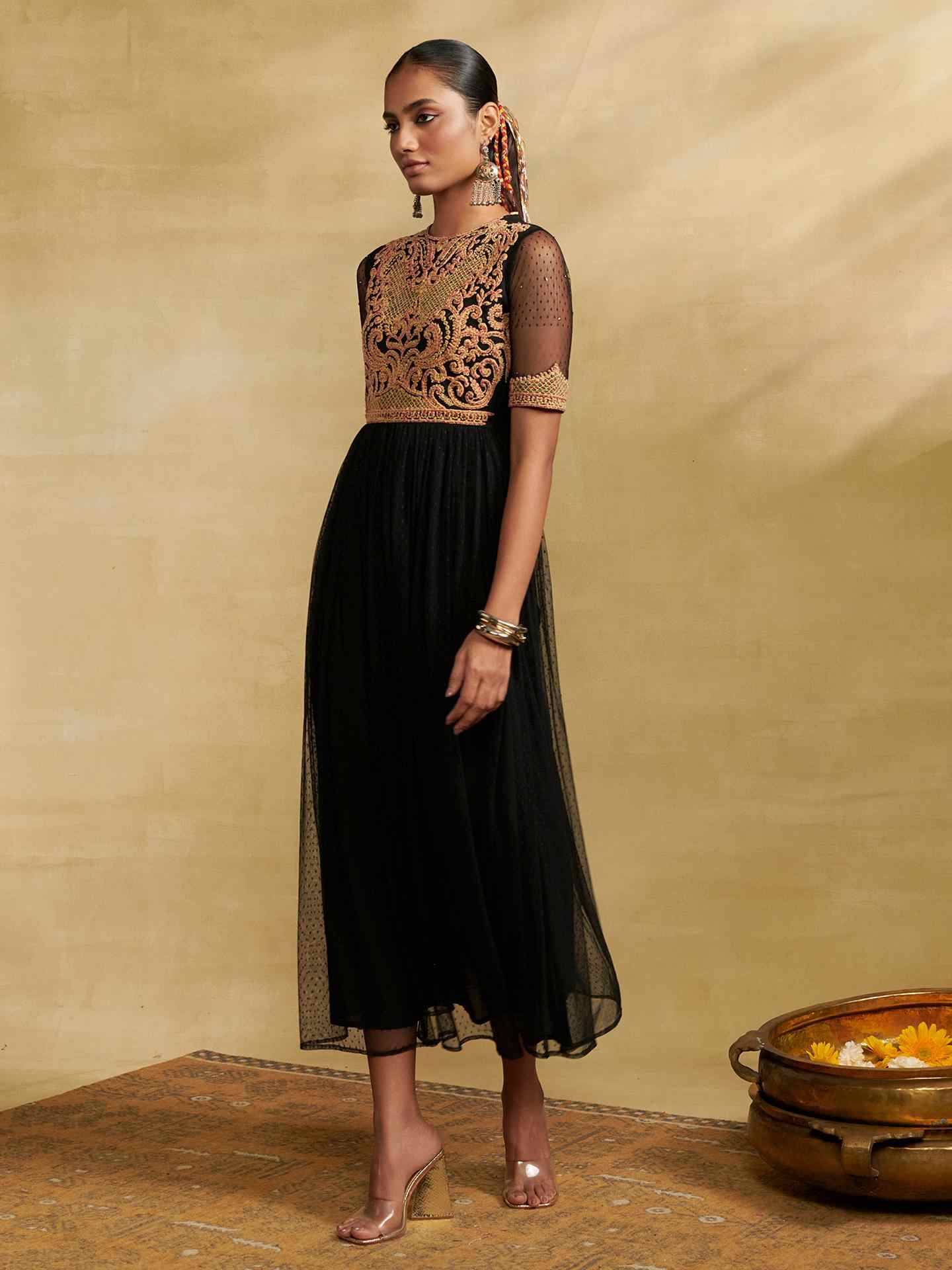 Black Moonflower Solid Long Dress