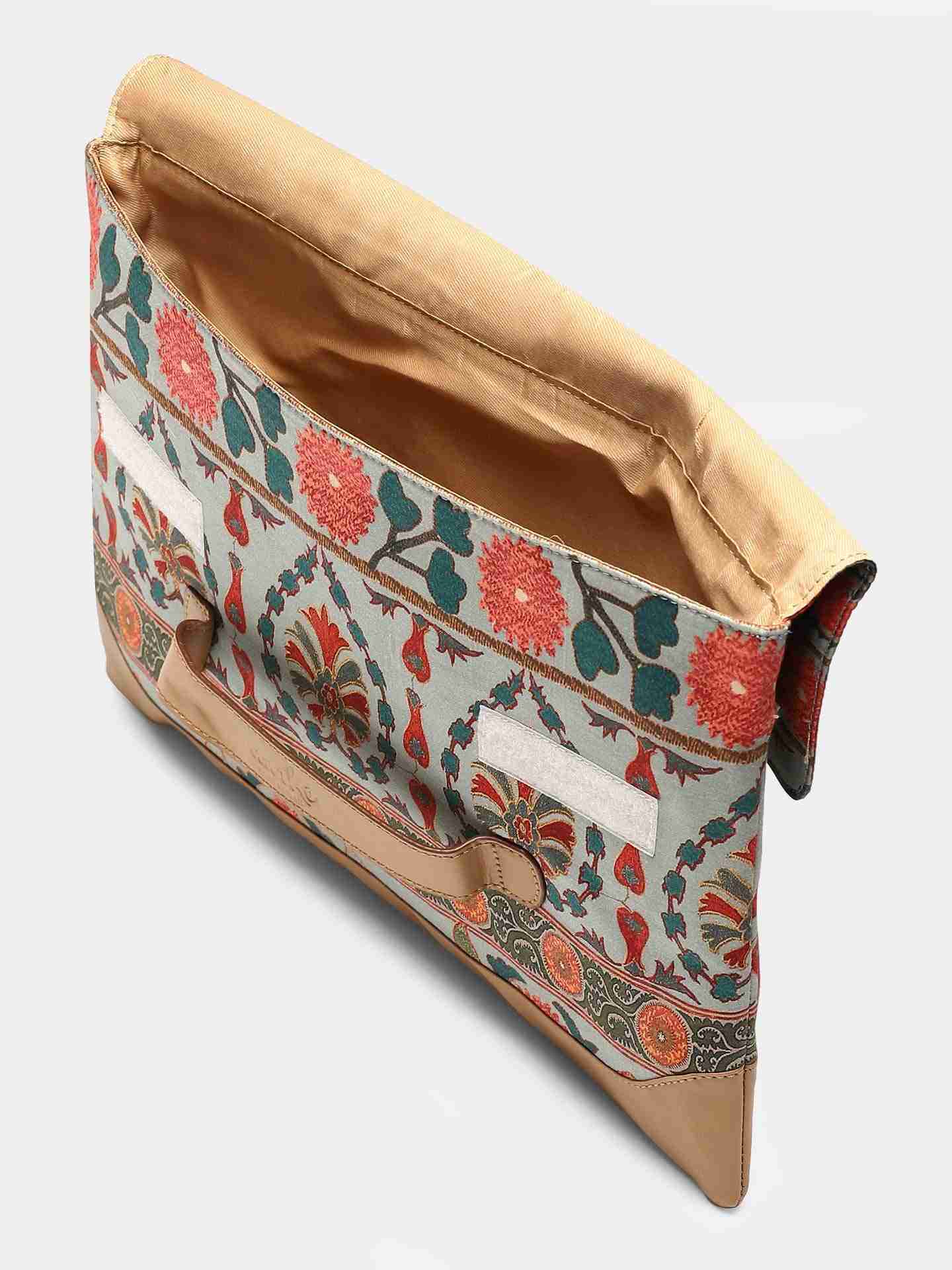 Green & Tan Rudra Laptop Sleeve