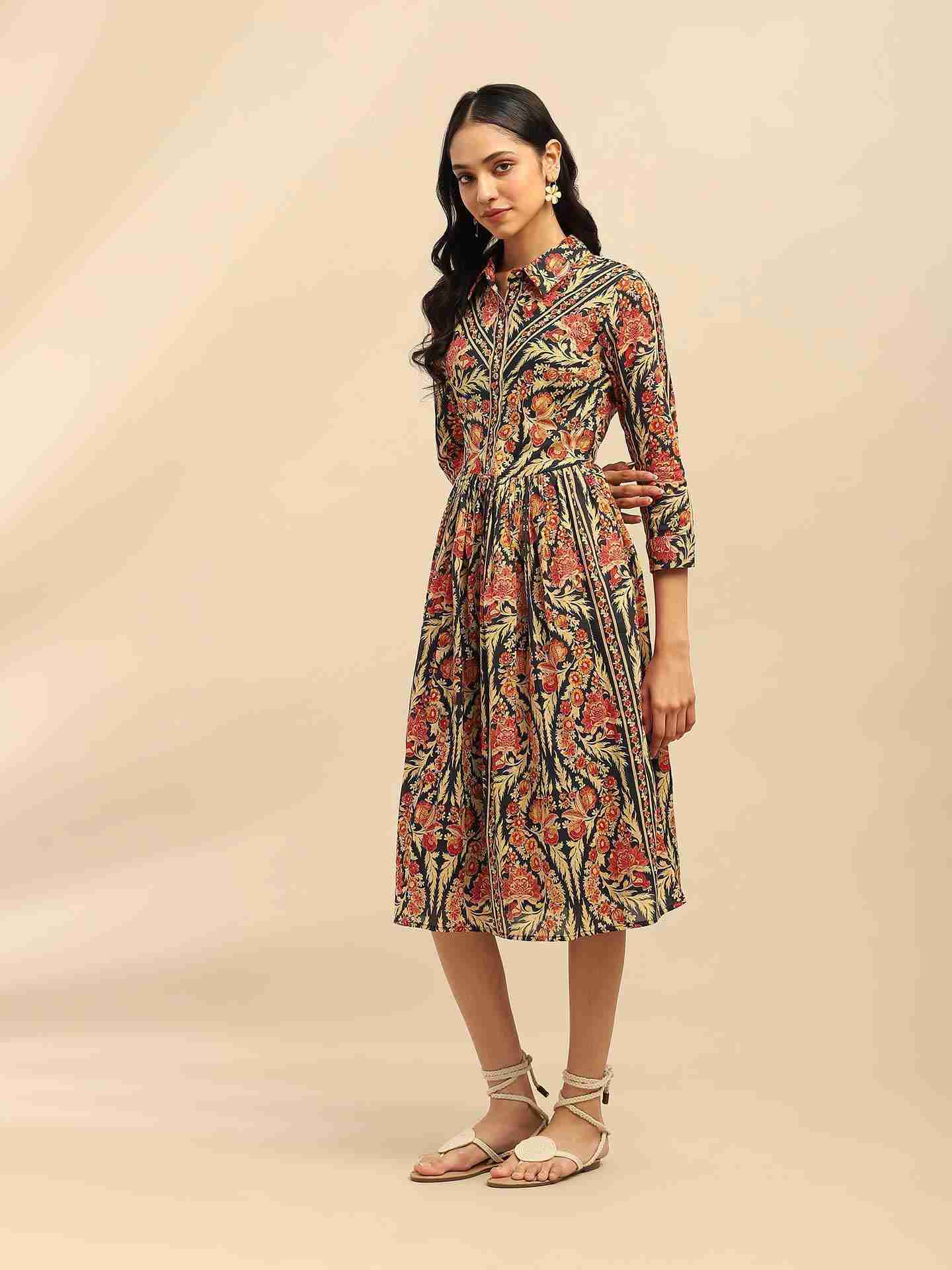 Black Nur Midi Dress
