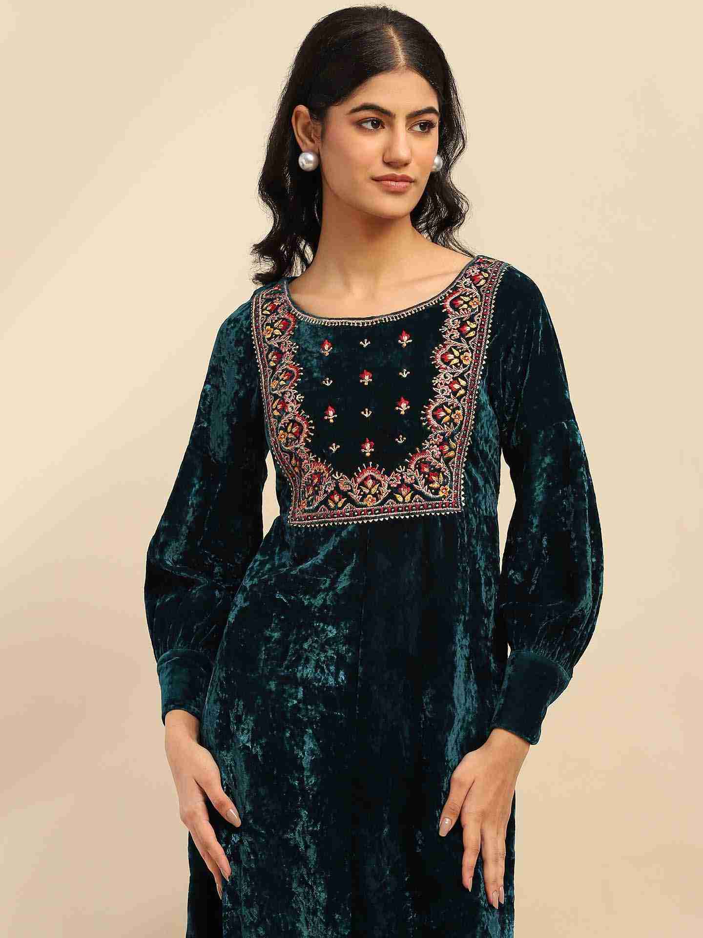 Teal Inara Velvet Midi Dress