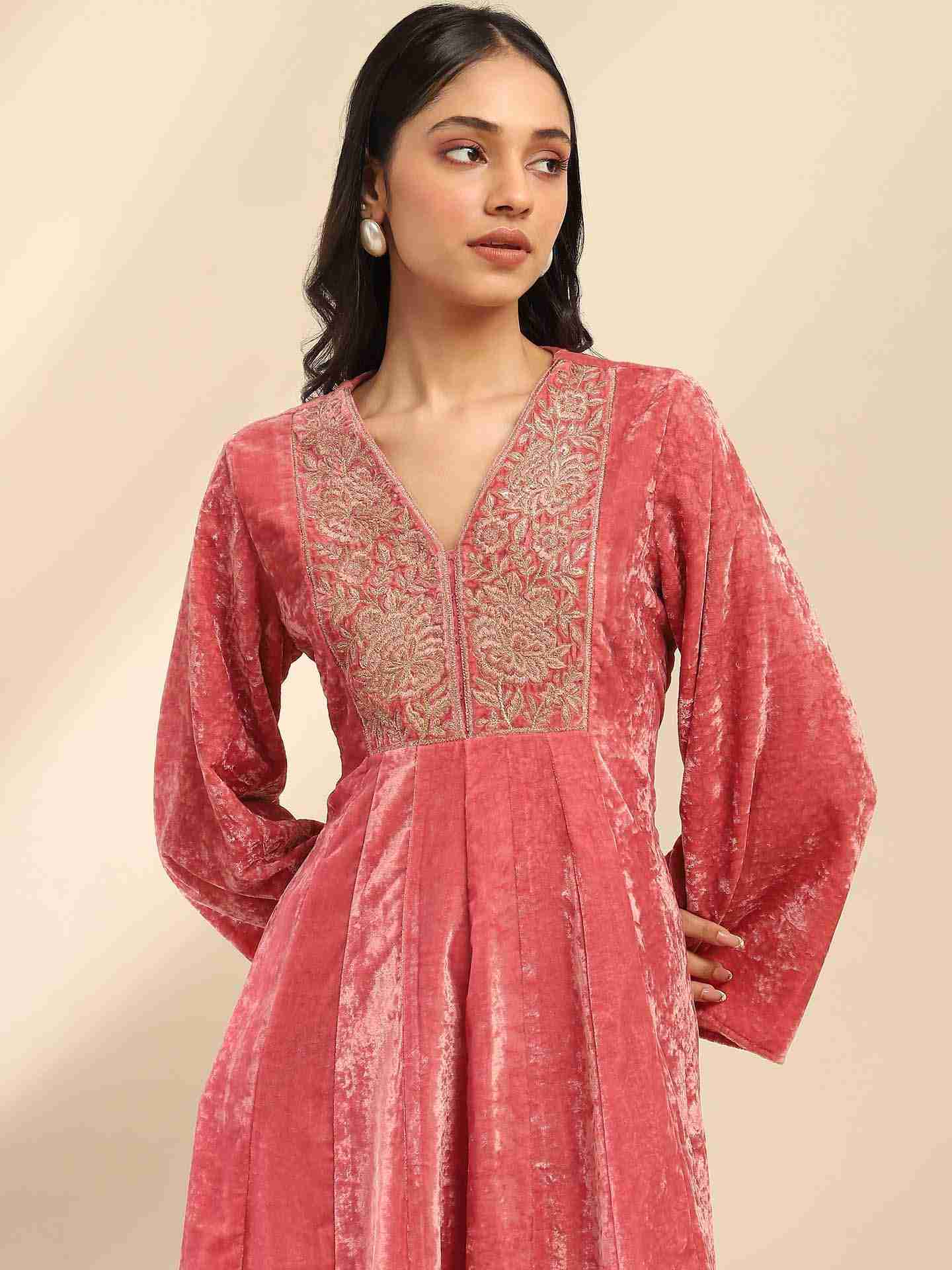 Dusky Pink Rania Velvet Dress