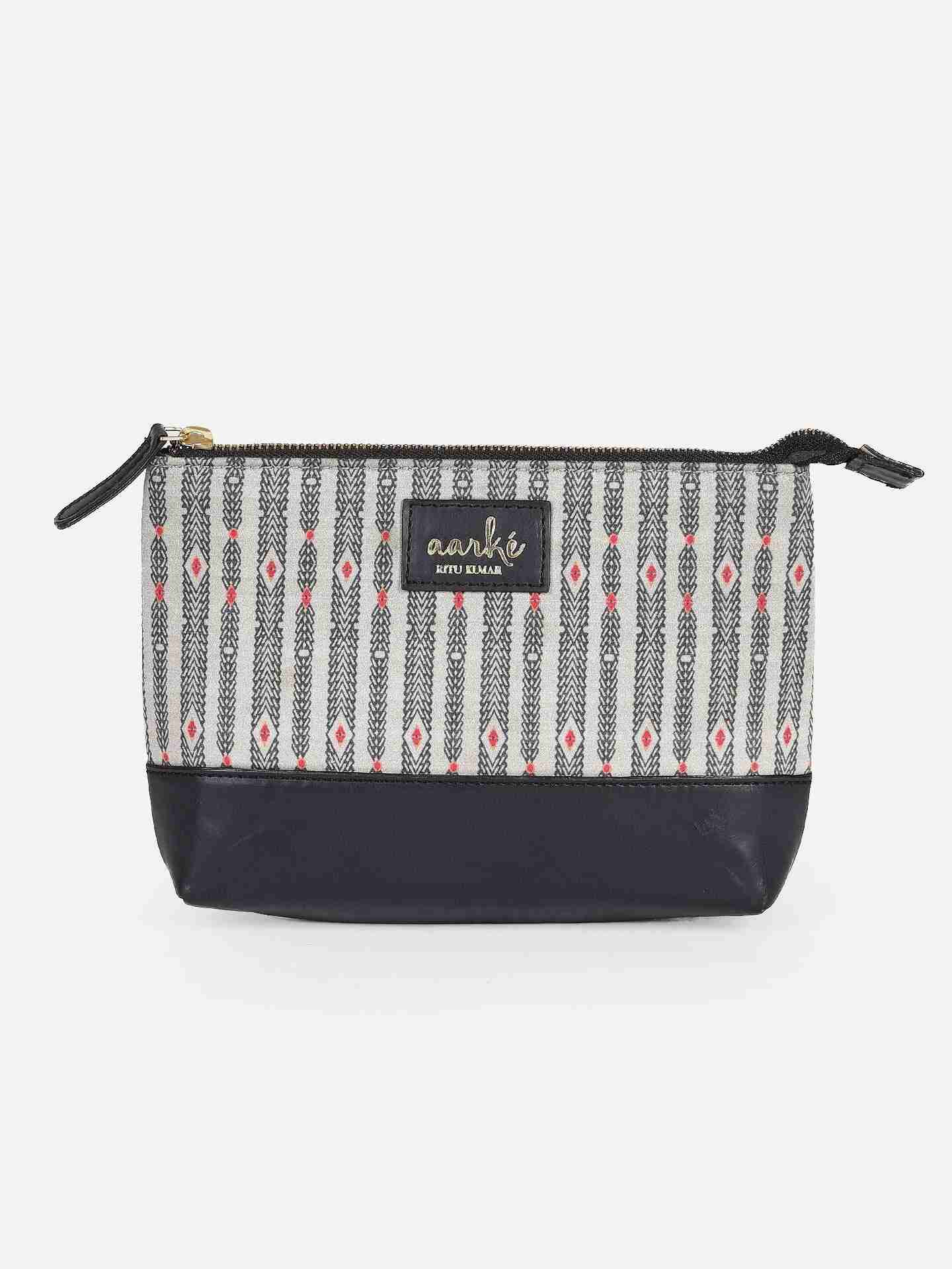 Black Iraq Pouch