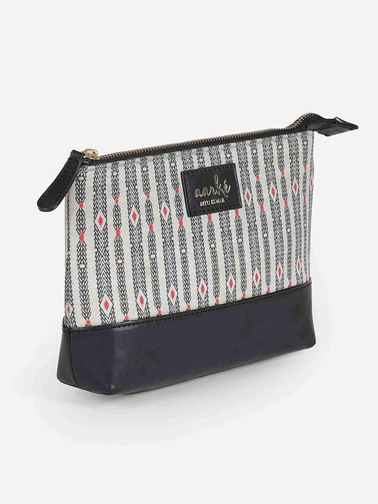 Black Iraq Pouch