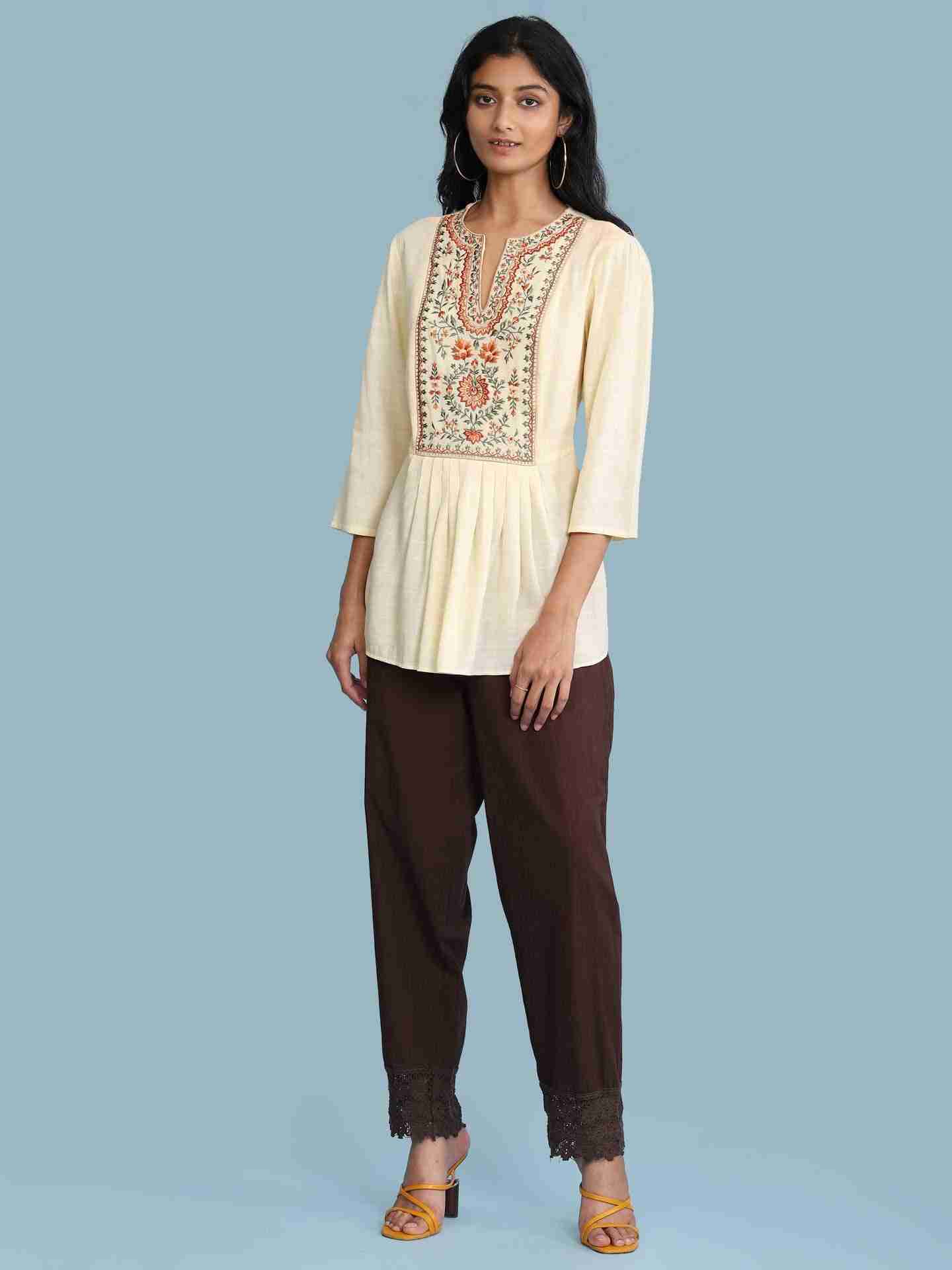 Brown Solid Straight-Leg Pants