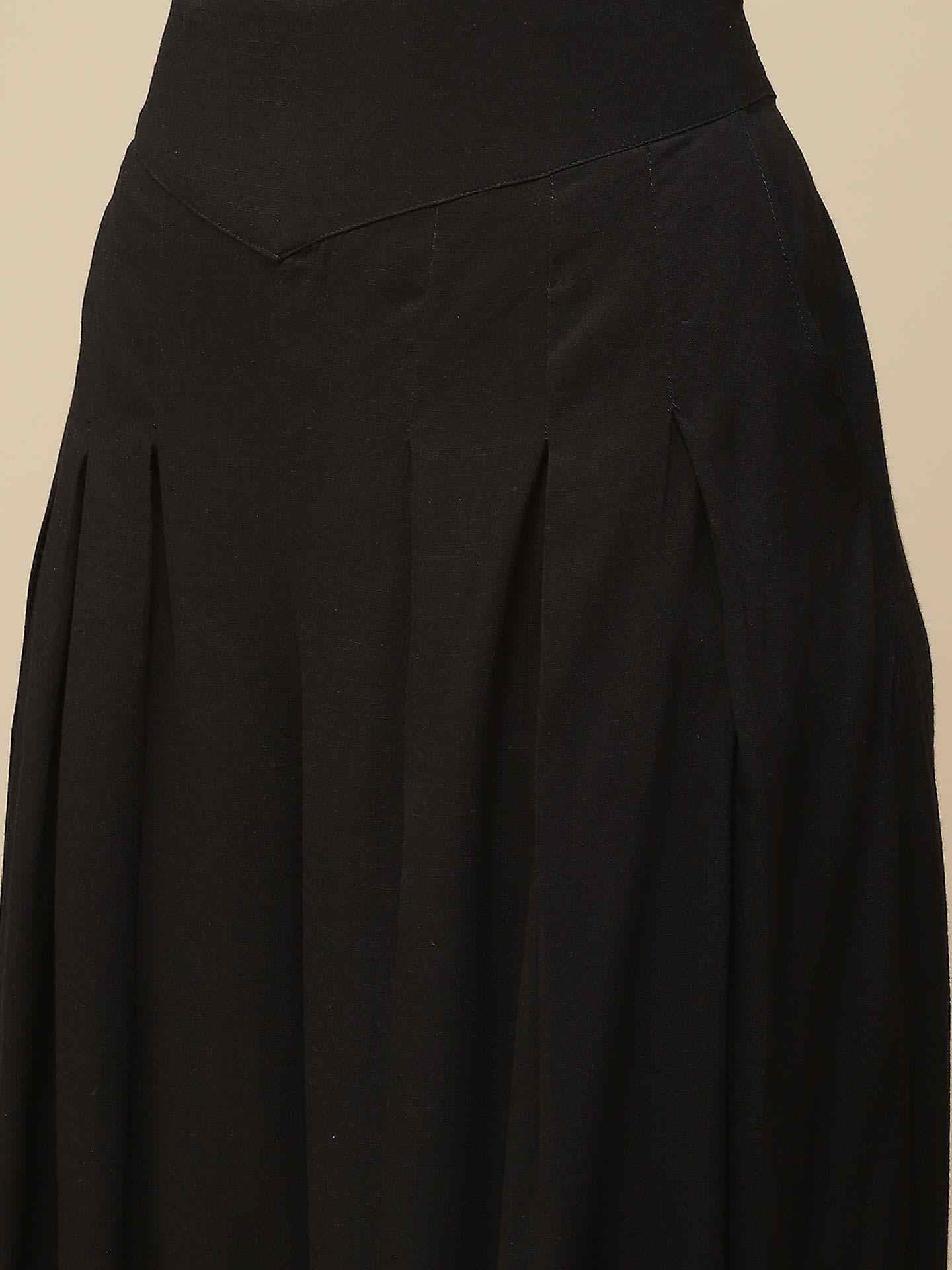 Black Amaltas Trousers