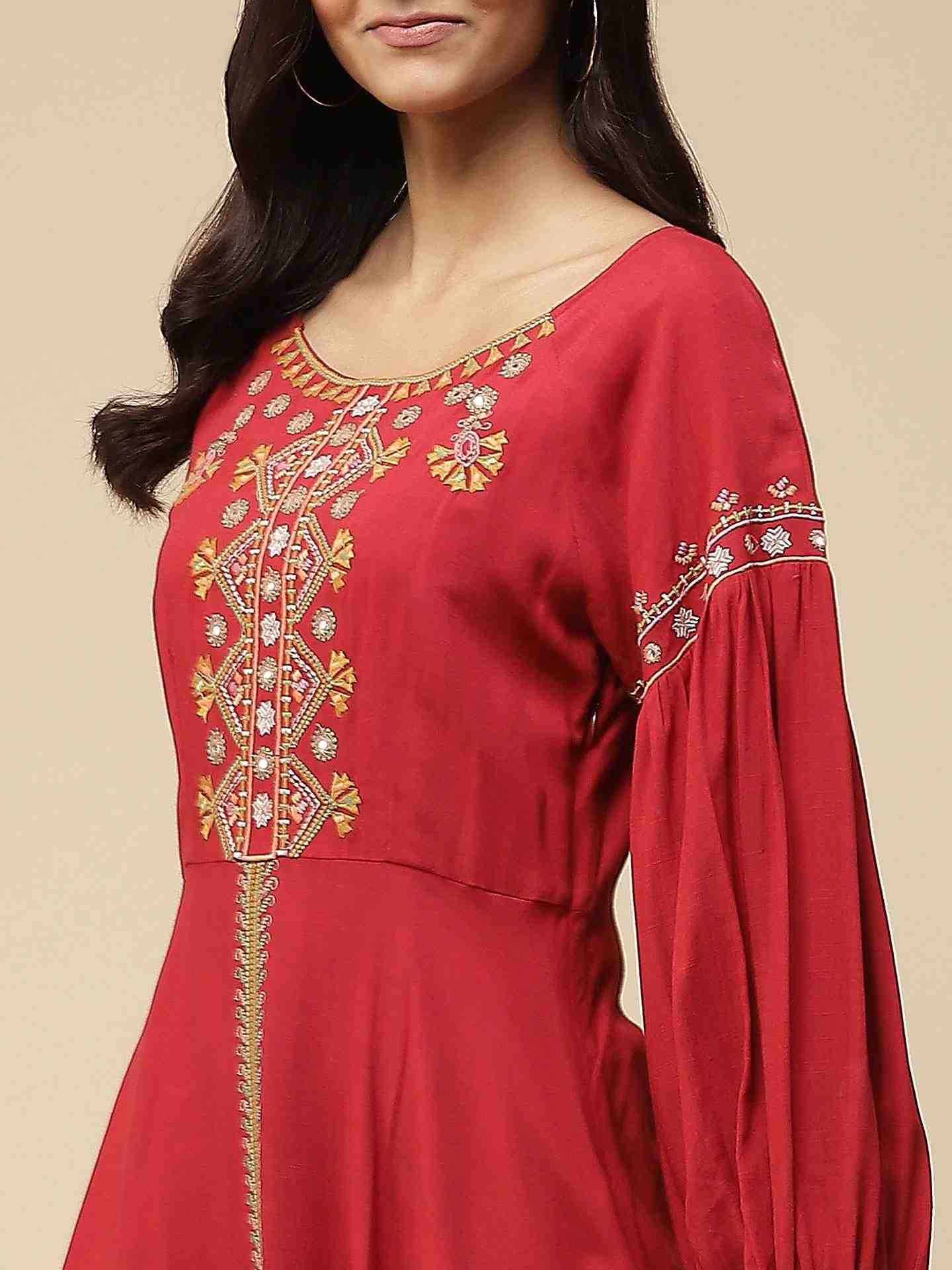 Red Viti Solid Short Dress