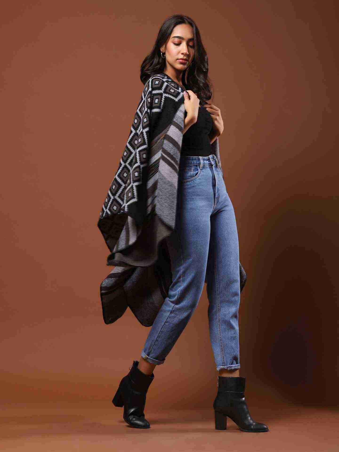 Grey Zoha Cape
