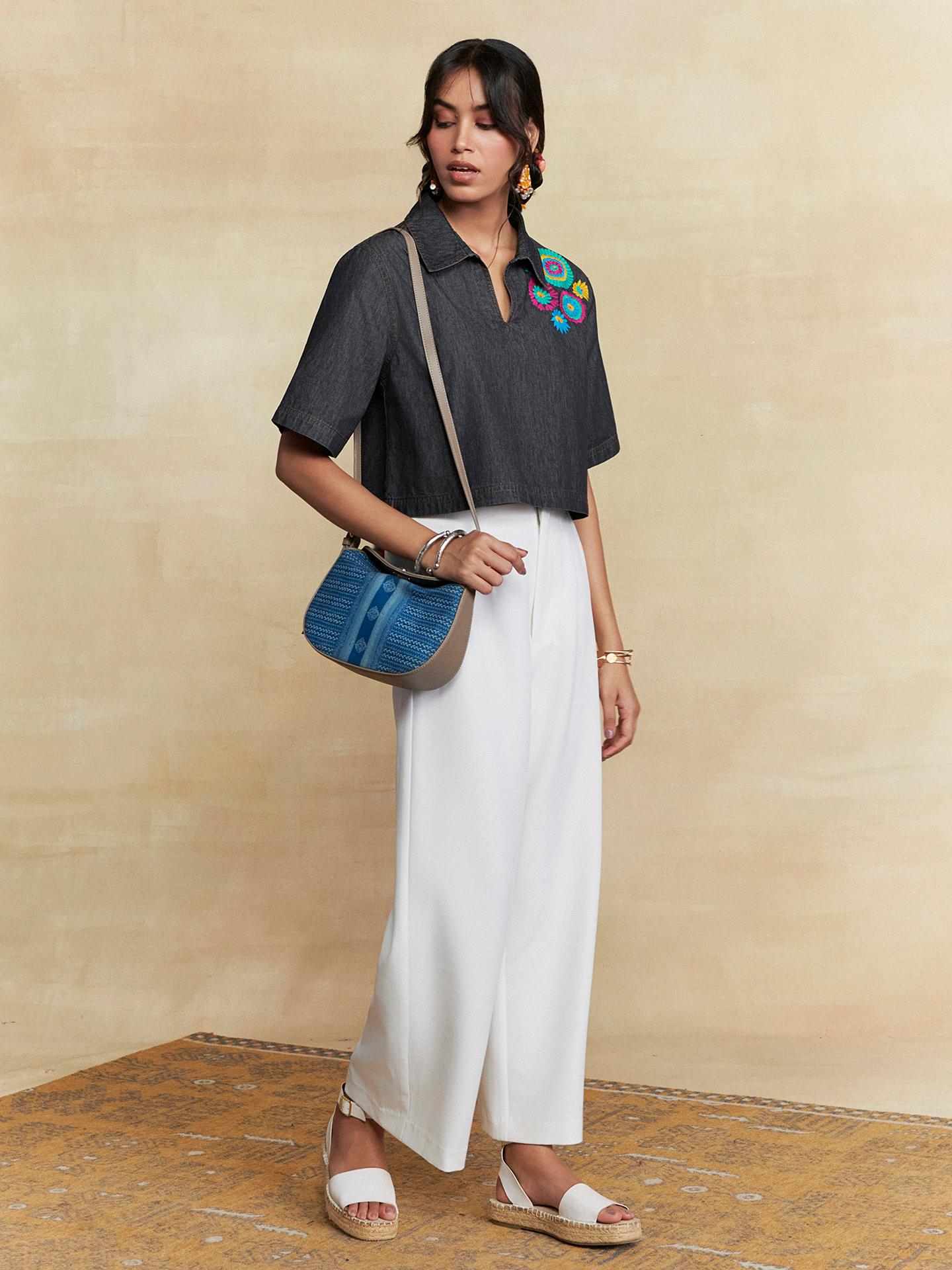 Black Ridhi Solid Short Top