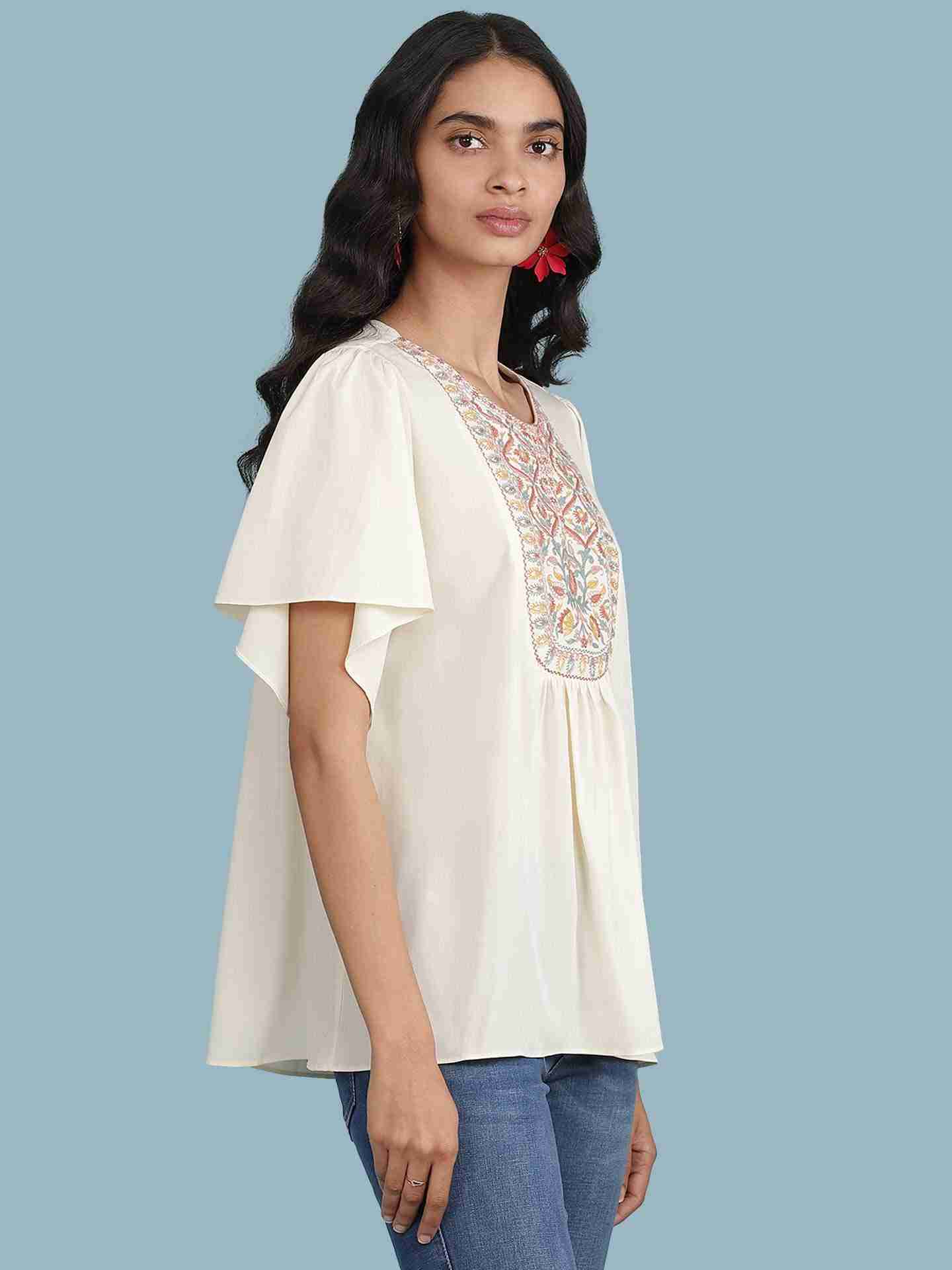 Off White Amoli Solid Top