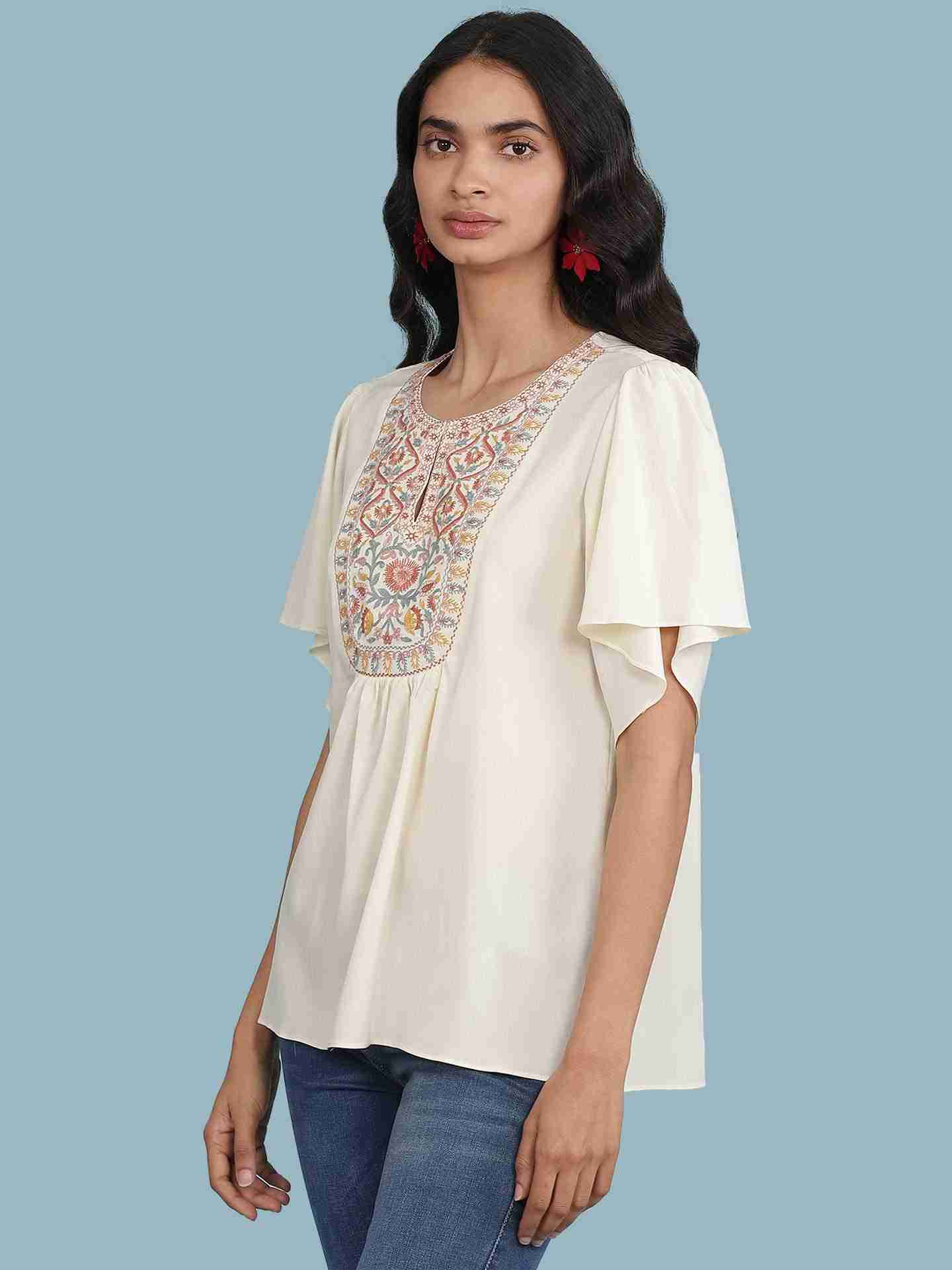 Off White Amoli Solid Top