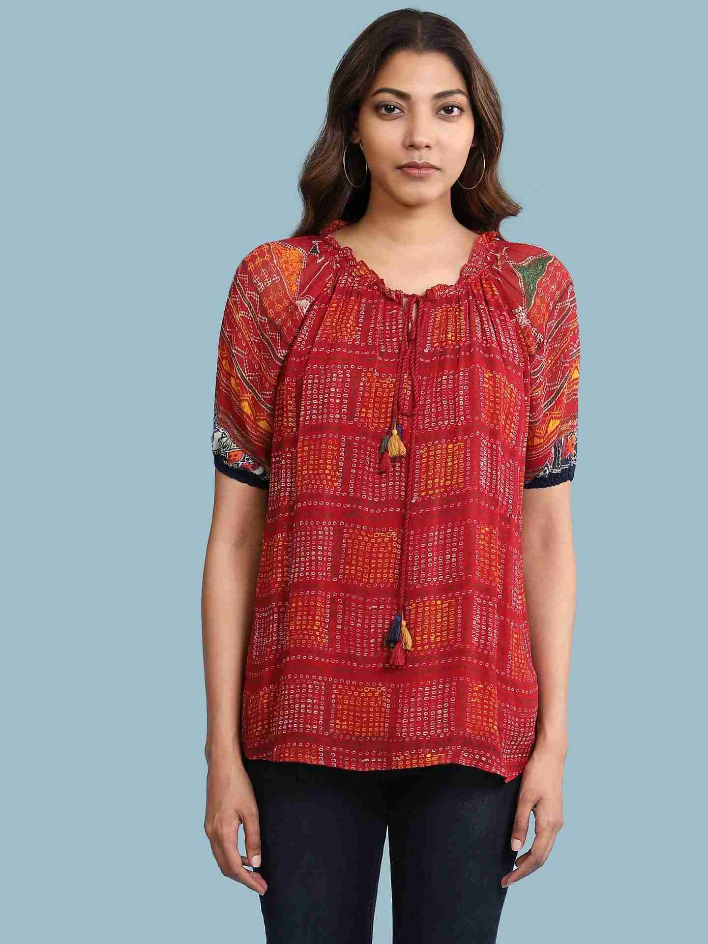 Red Bahulika Top